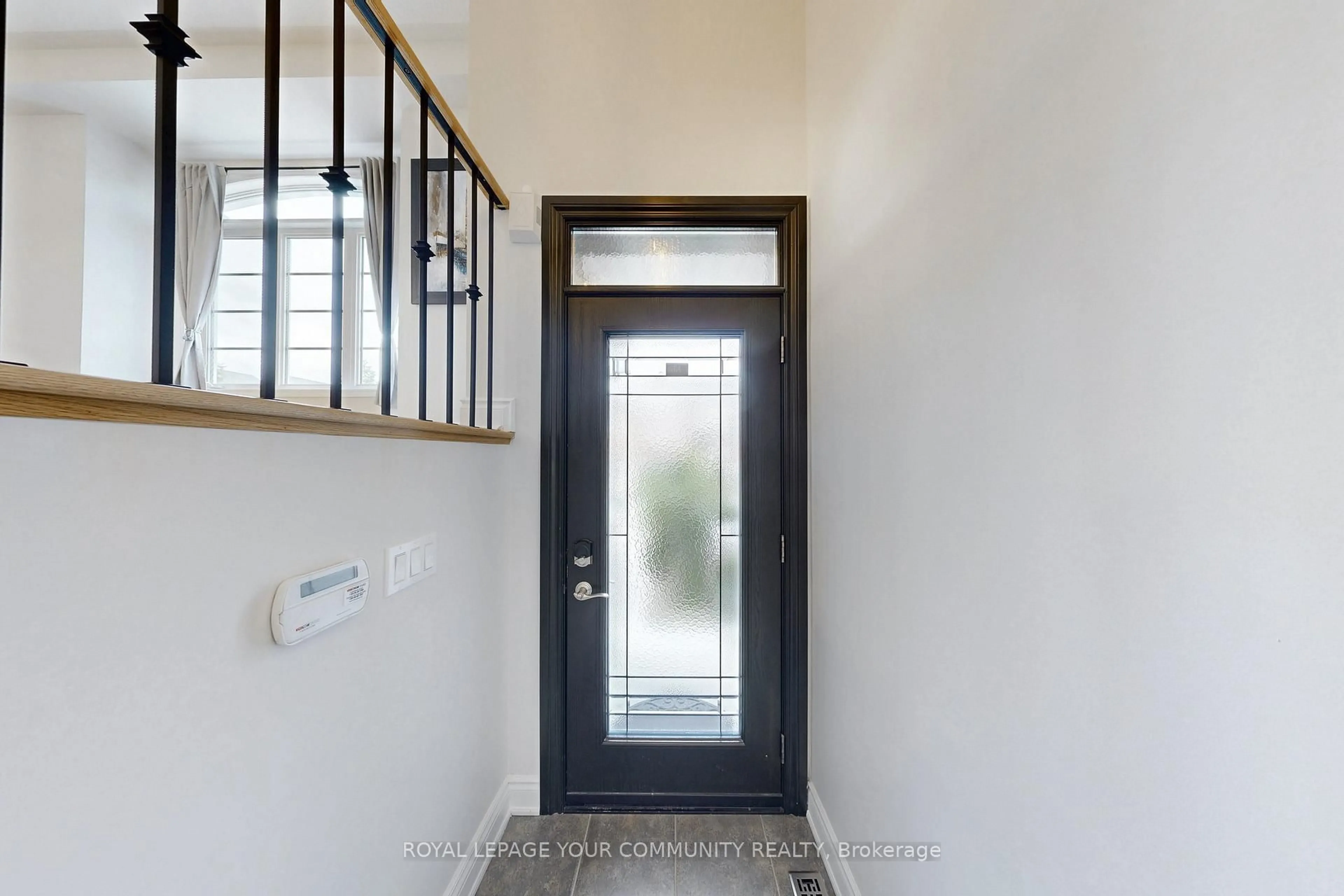 Indoor entryway for 3 Rustwood Rd, Vaughan Ontario L4J 9E5