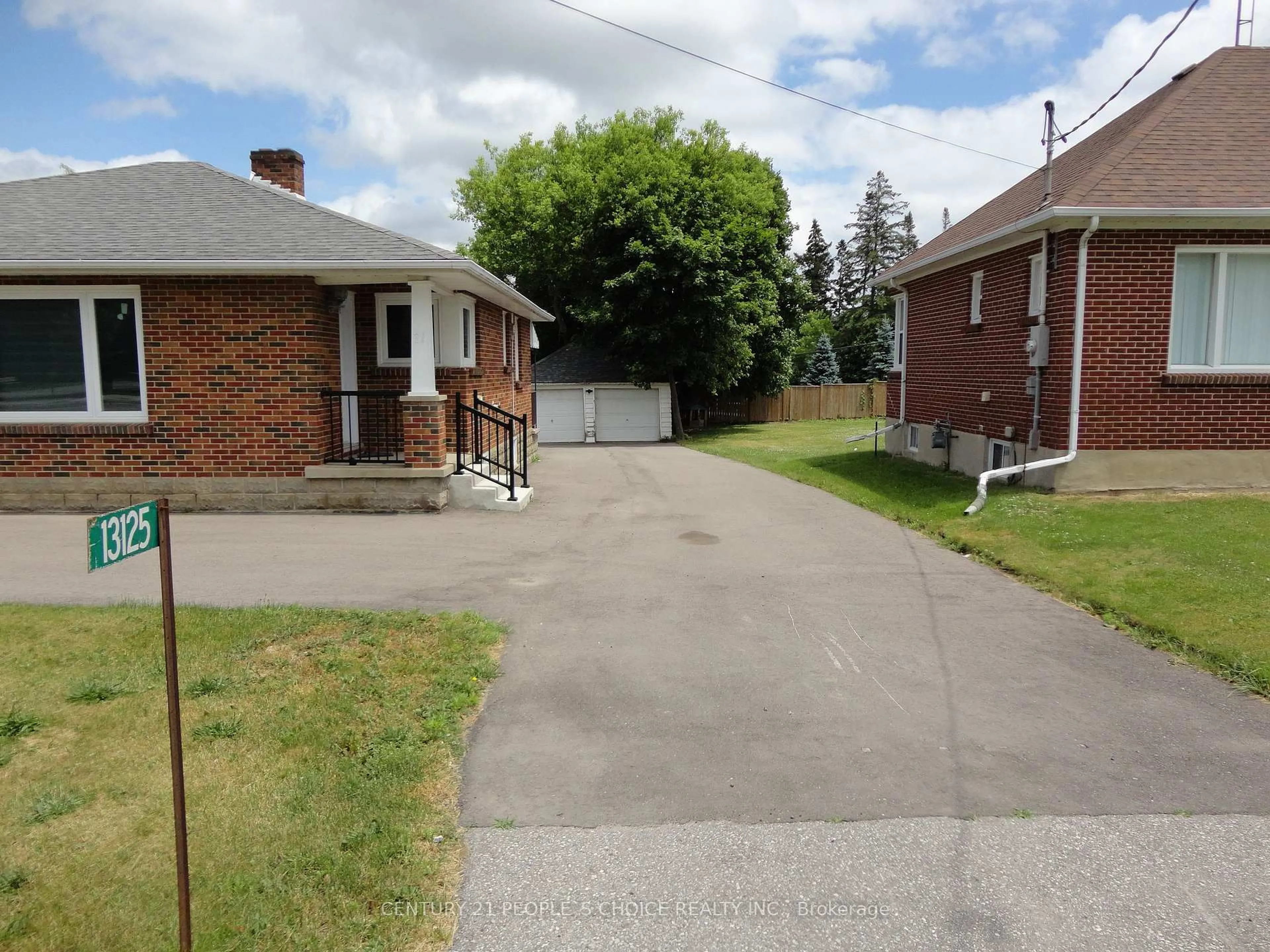 A pic from outside/outdoor area/front of a property/back of a property/a pic from drone, street for 13125 Highway 27, King Ontario L0G 1N0