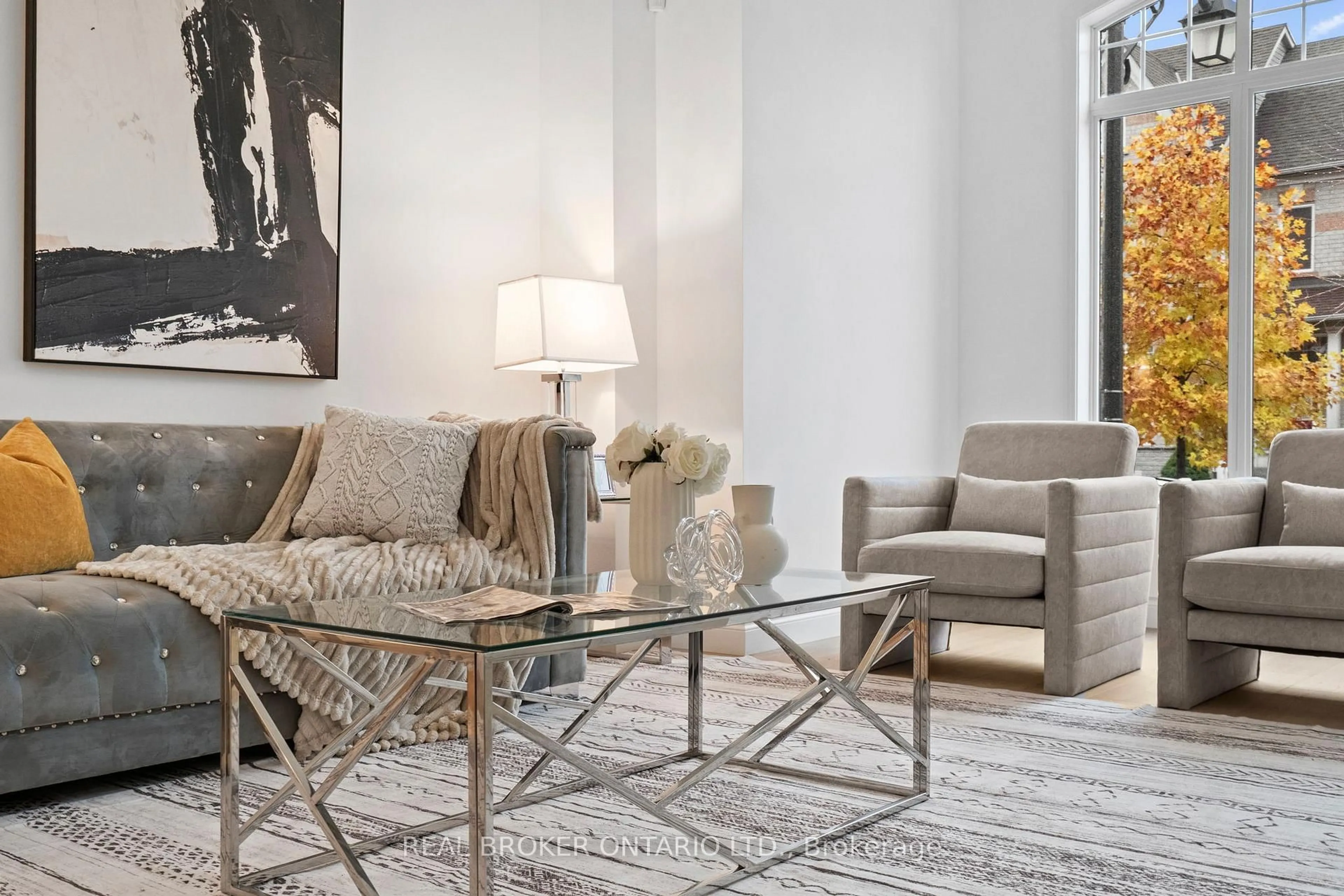 Living room with furniture, unknown for 21 Spring Meadow Ave, Markham Ontario L6B 1B5