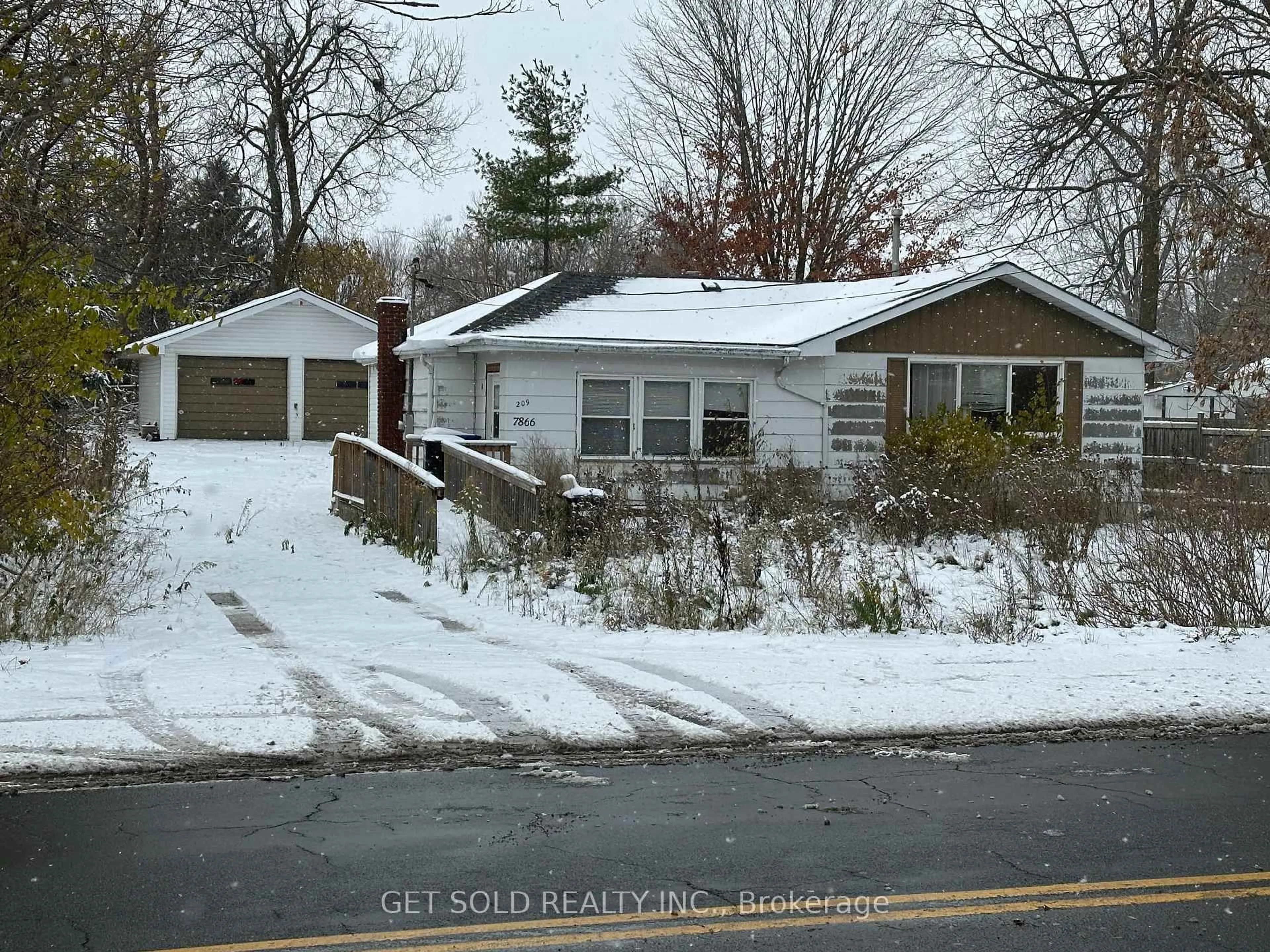 Unknown for 7866 Yonge St, Innisfil Ontario L9S 1L4