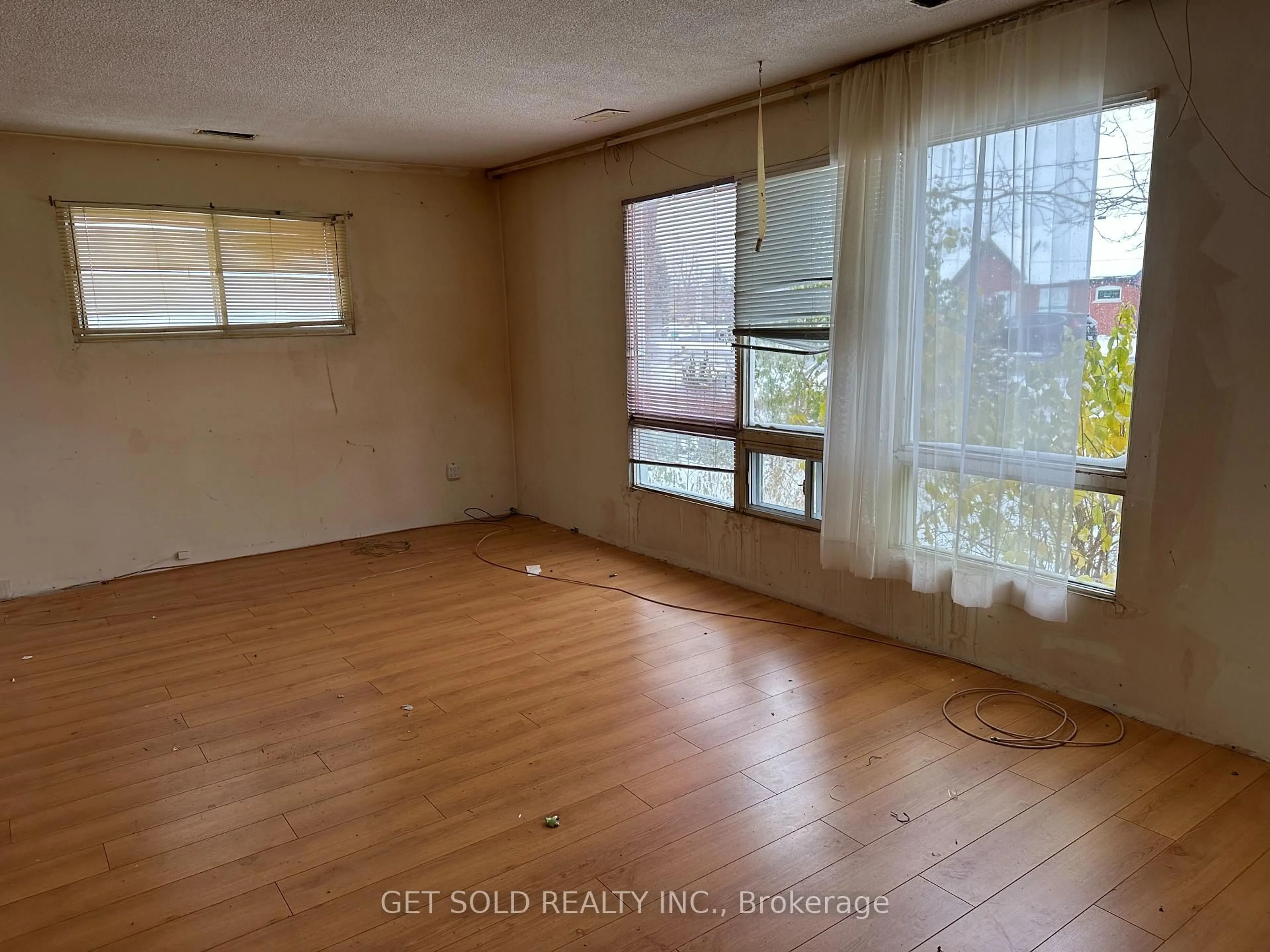 A pic of a room for 7866 Yonge St, Innisfil Ontario L9S 1L4