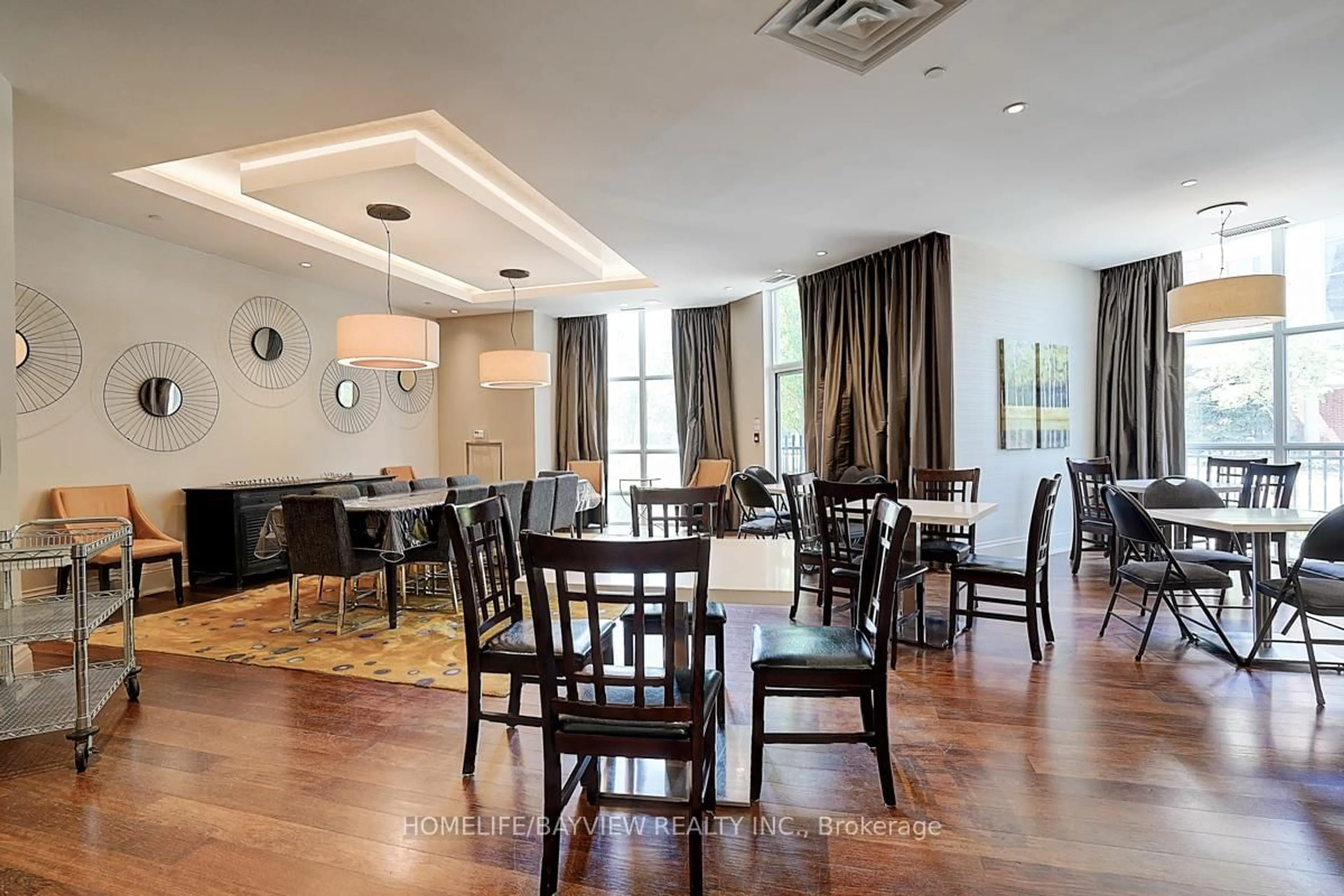 Dining room, wood/laminate floor for 111 Civic Square Gate #216, Aurora Ontario L4G 0S6