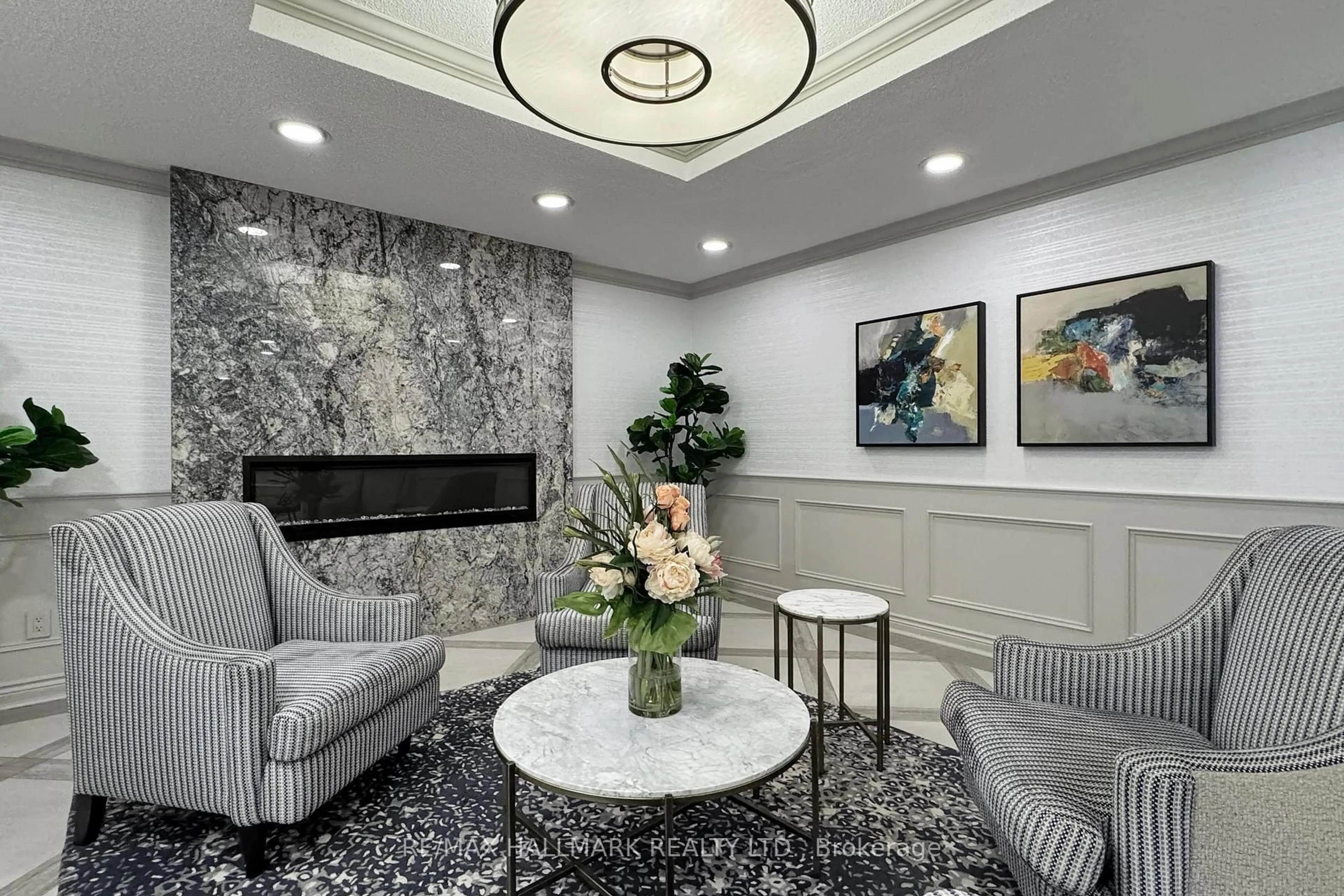 Lobby for 40 Baif Ave #308, Richmond Hill Ontario L4C 5M9