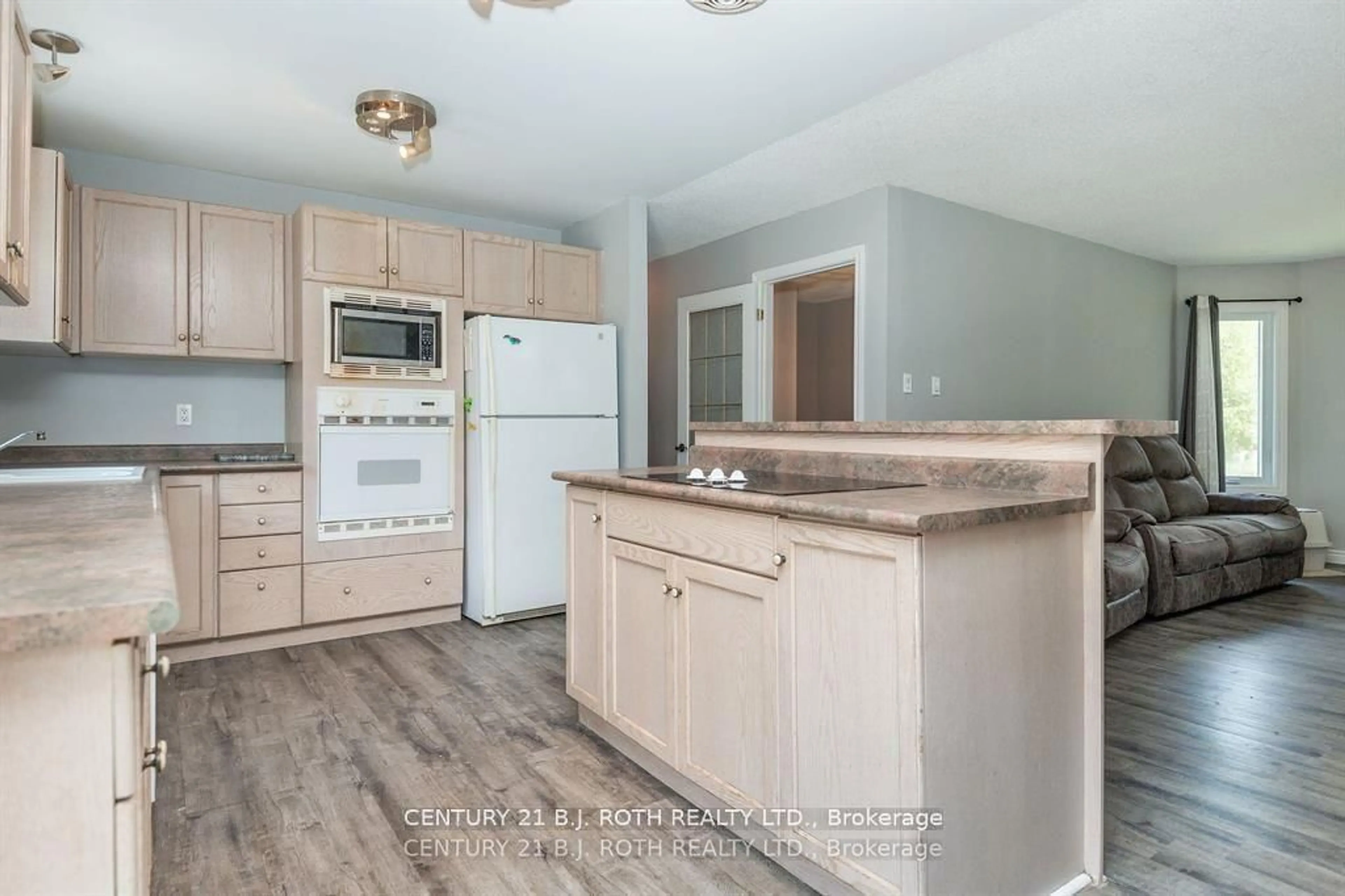 Open concept kitchen, unknown for 7972 County 13 Rd, Adjala-Tosorontio Ontario L0M 1M0