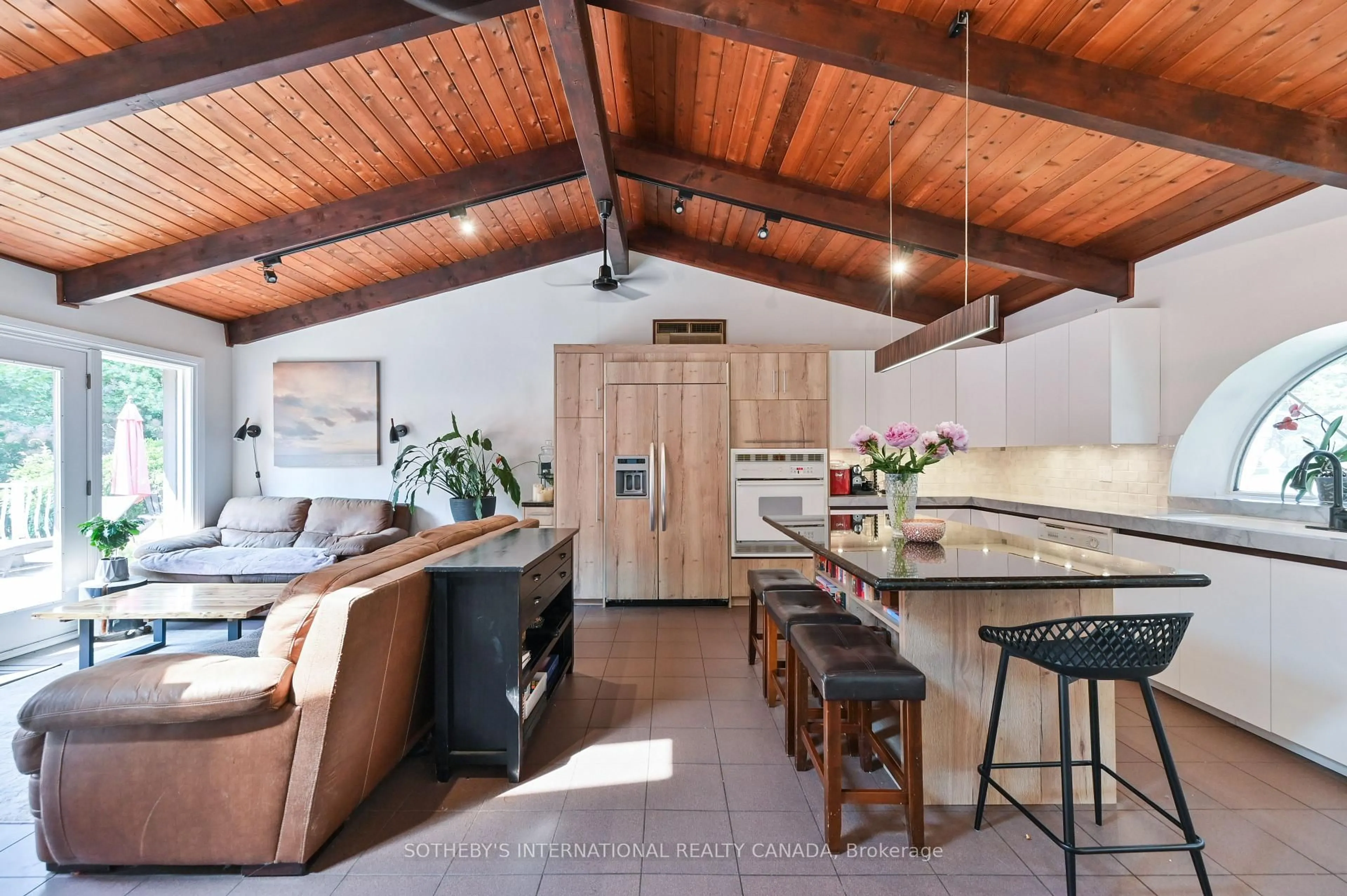 Unknown for 130 Monsheen Dr, Vaughan Ontario L4L 2E7