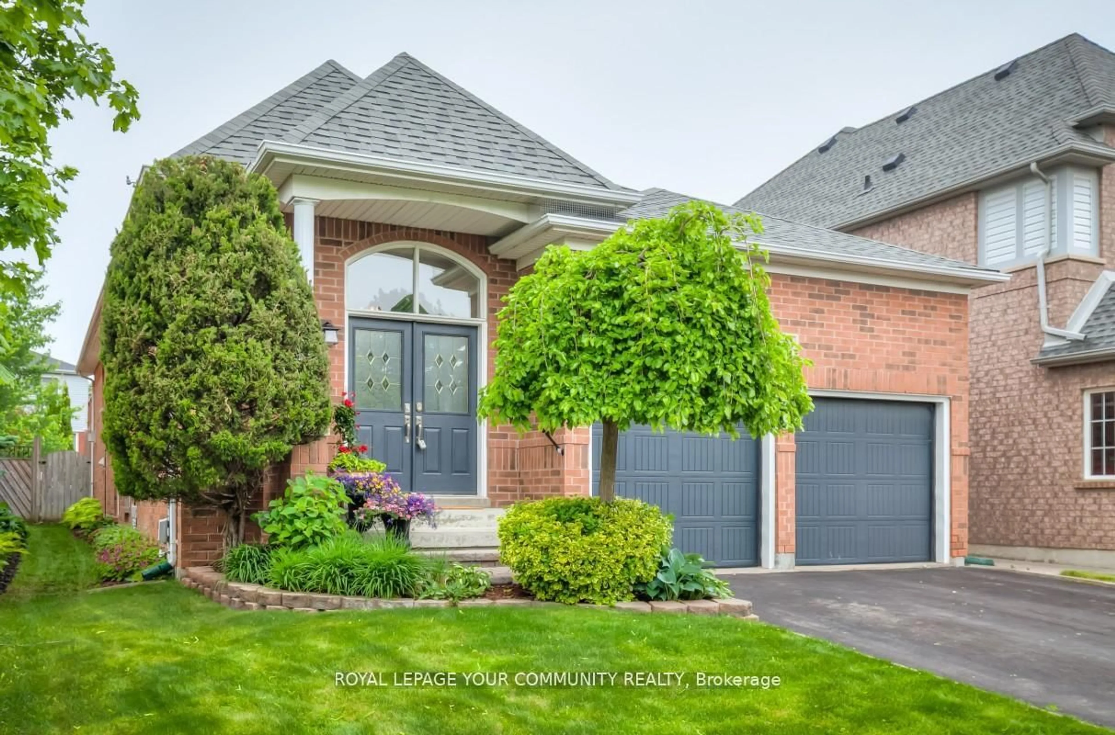 Home with brick exterior material, street for 503 Silken Laumann Dr, Newmarket Ontario L3X 2H9