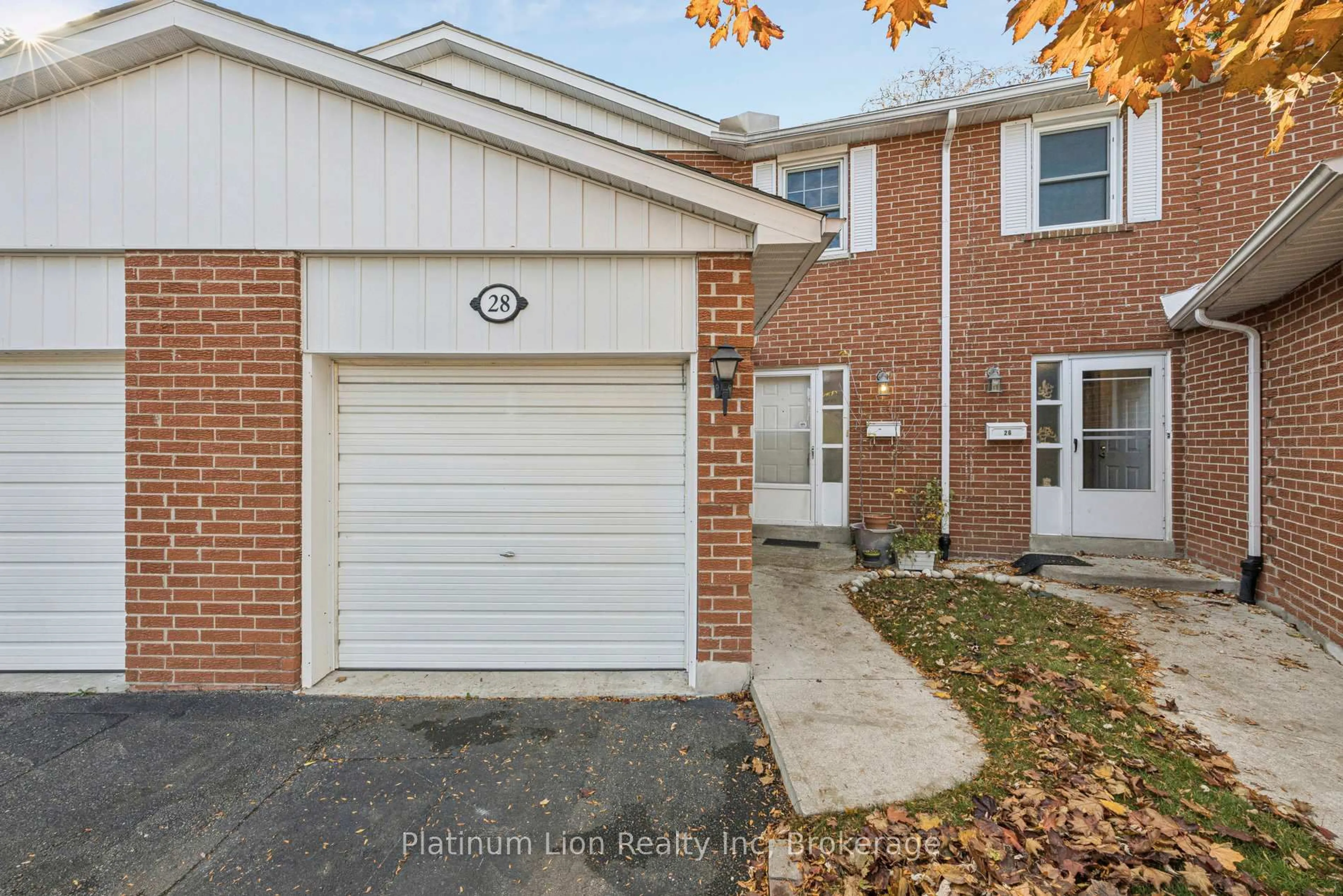 Home with brick exterior material, street for 28 Reith Way, Markham Ontario L3T 5C7