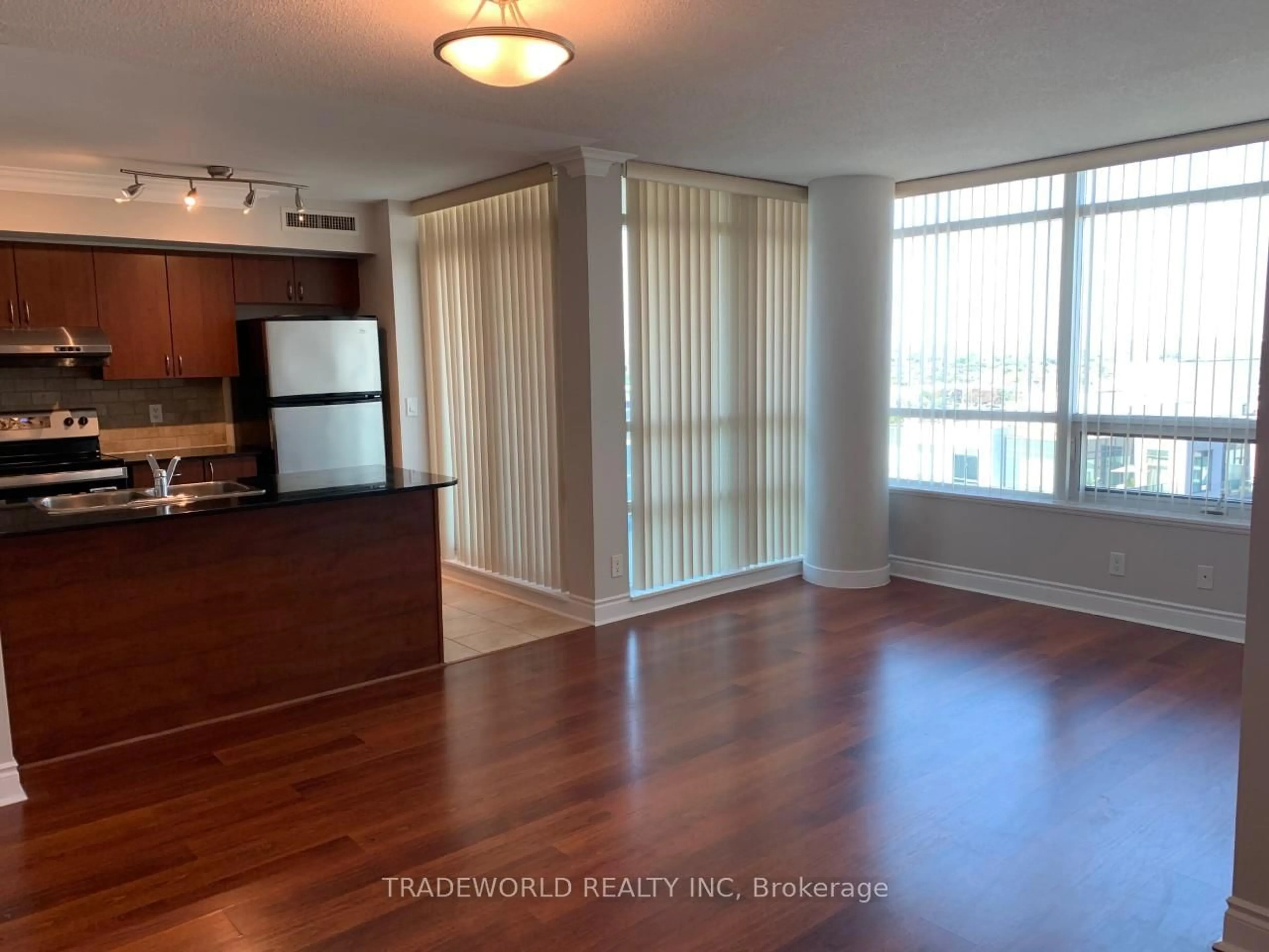 A pic of a room for 75 South Town Centre Blvd #1510, Markham Ontario L6G 0B3