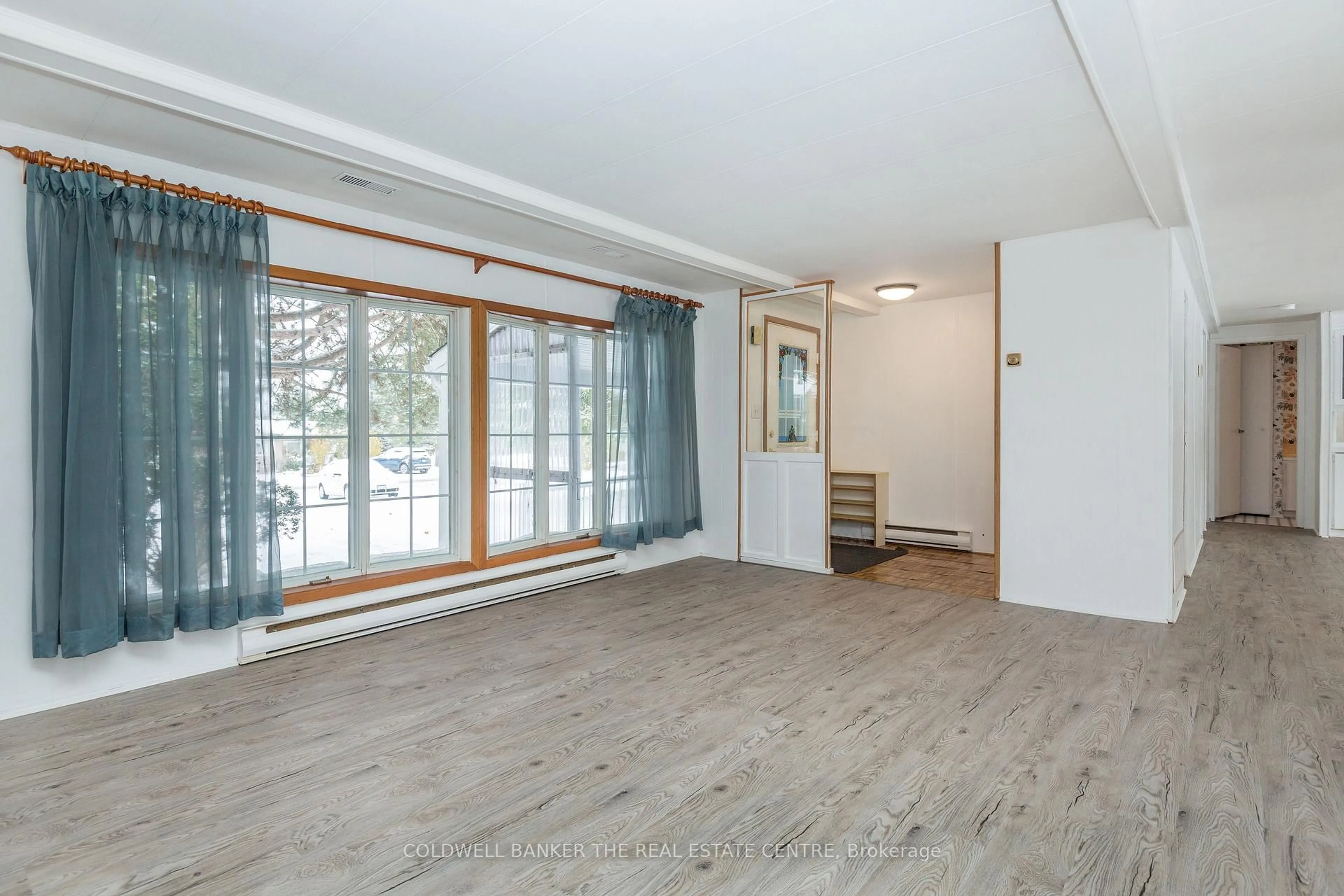 Unknown for 3 Maple Crt, Innisfil Ontario L9S 1N9