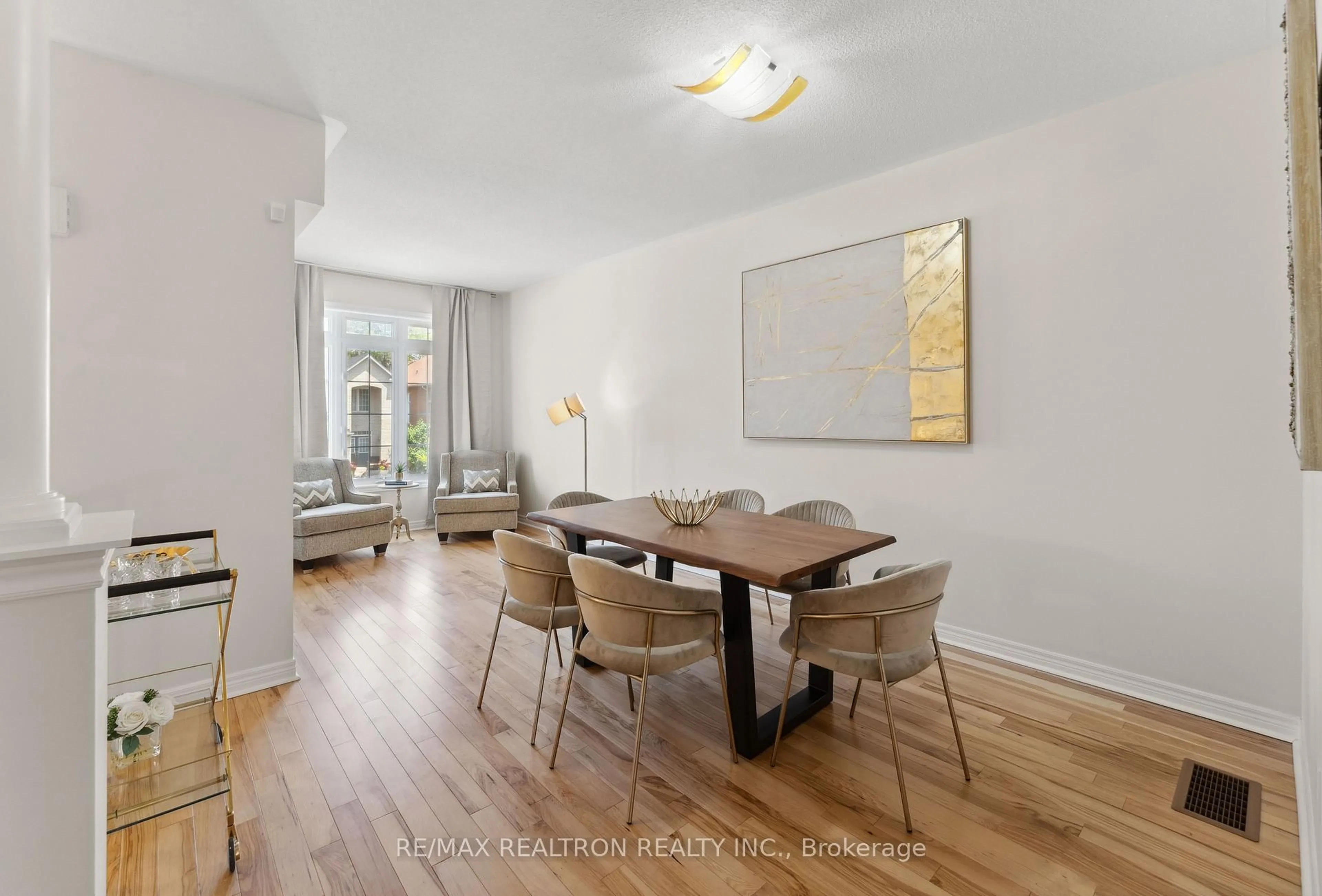 Dining room, wood/laminate floor for 57 Littleriver Crt, Vaughan Ontario L6A 0K4