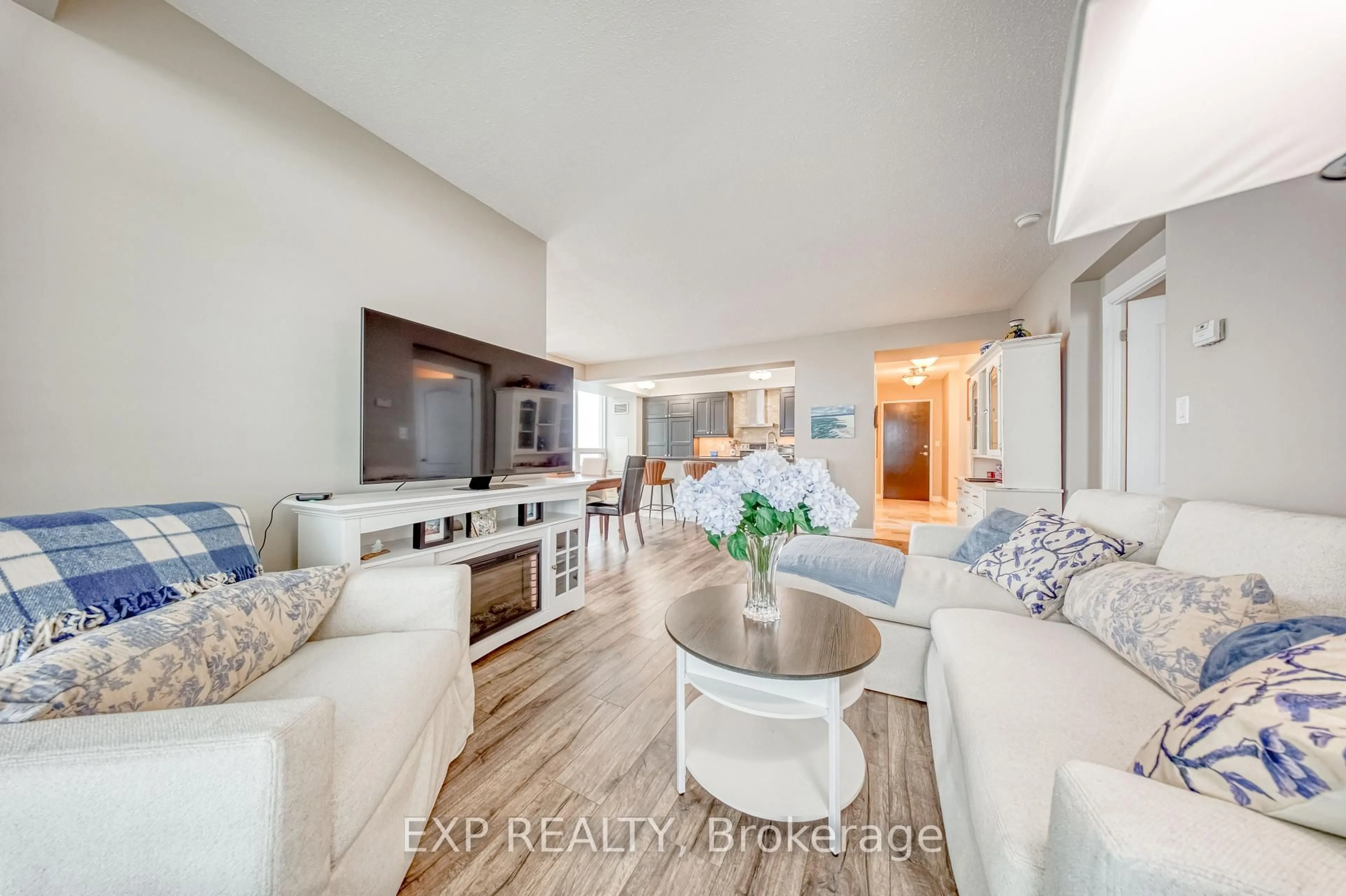 Living room with furniture, unknown for 100 Promenade Circ #806, Vaughan Ontario L4J 7W7