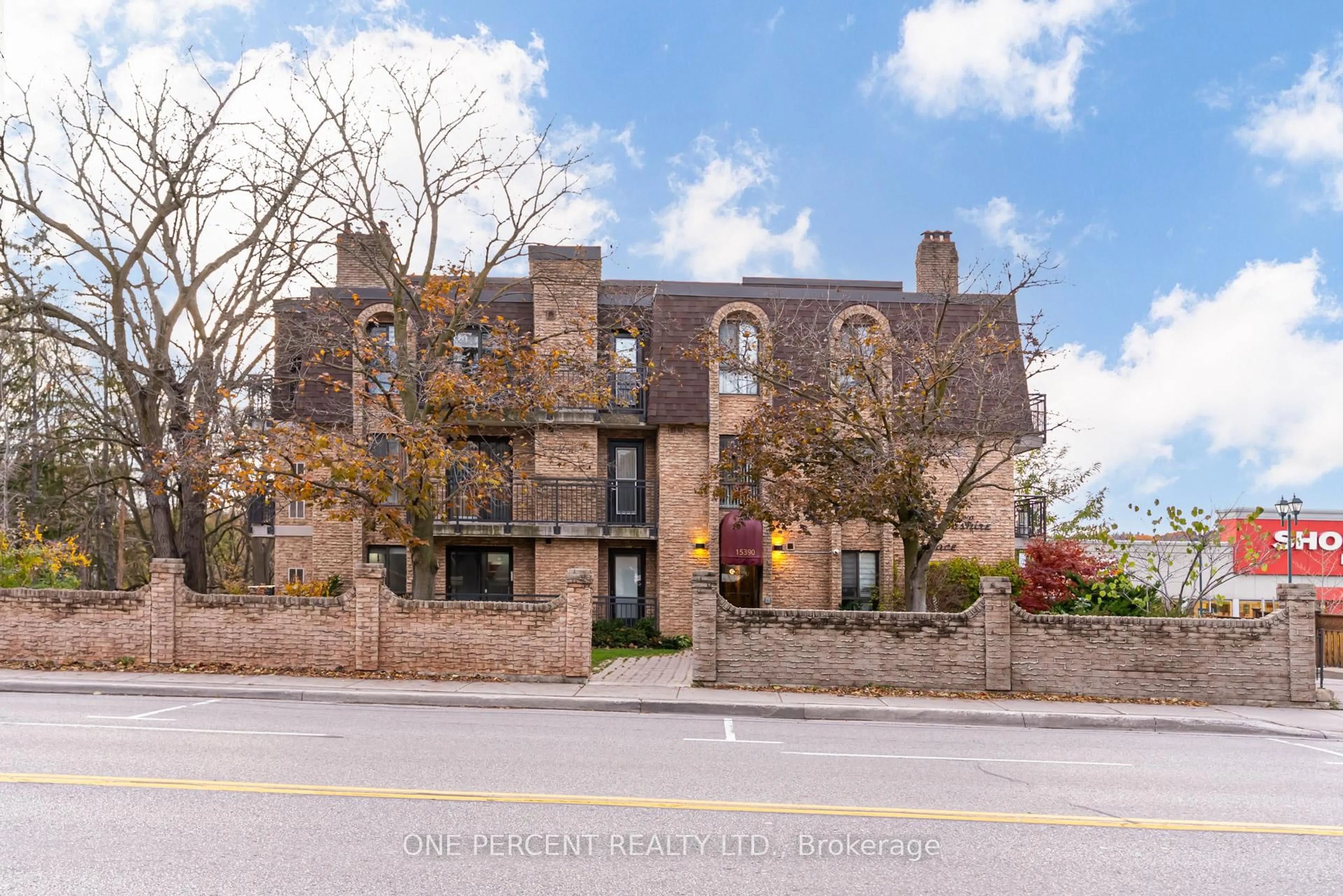 Home with brick exterior material, street for 15390 Yonge St #406, Aurora Ontario L4G 1N8