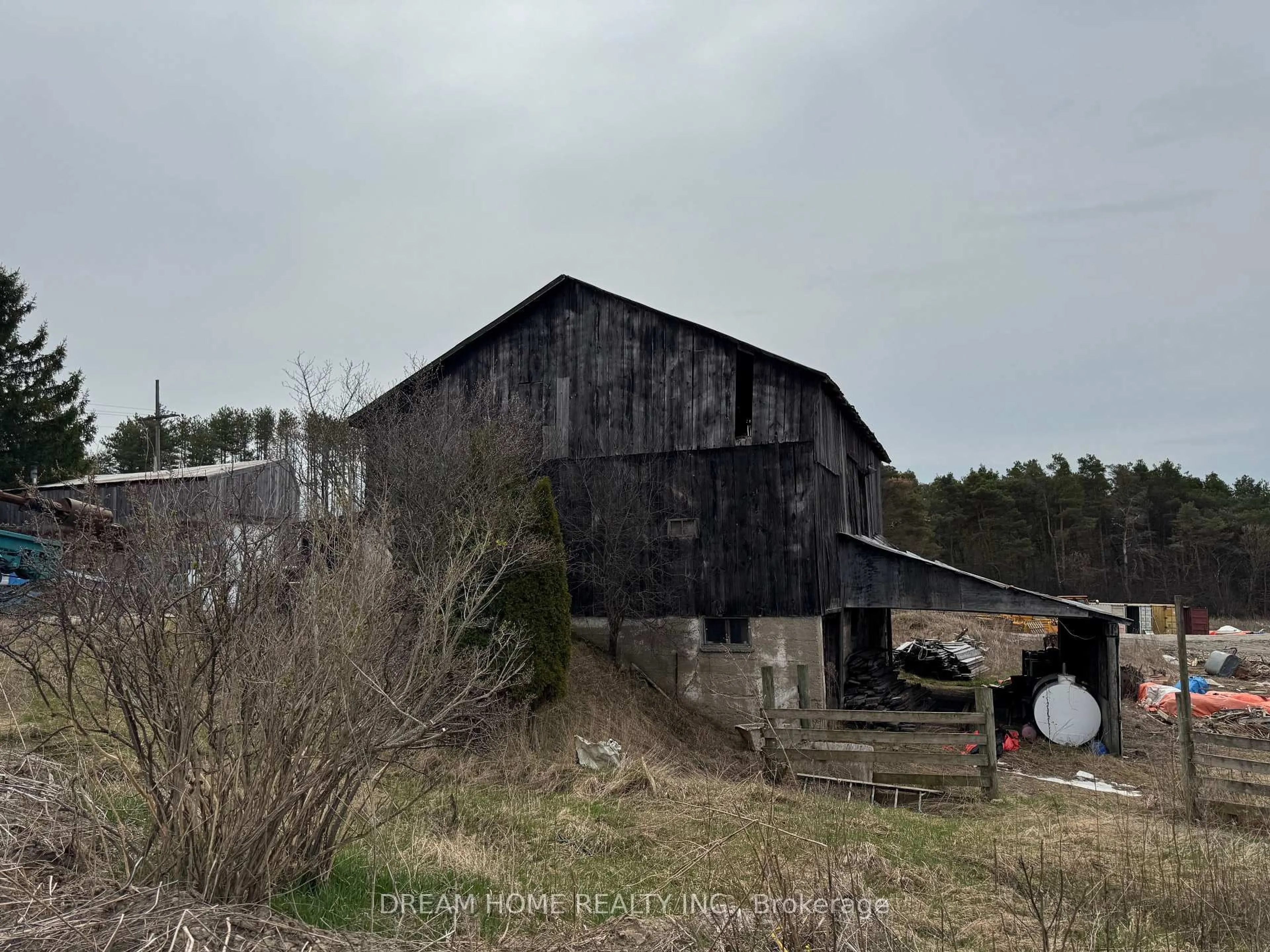 Shed for 4850 Hwy 47, Uxbridge Ontario L9P 1R4