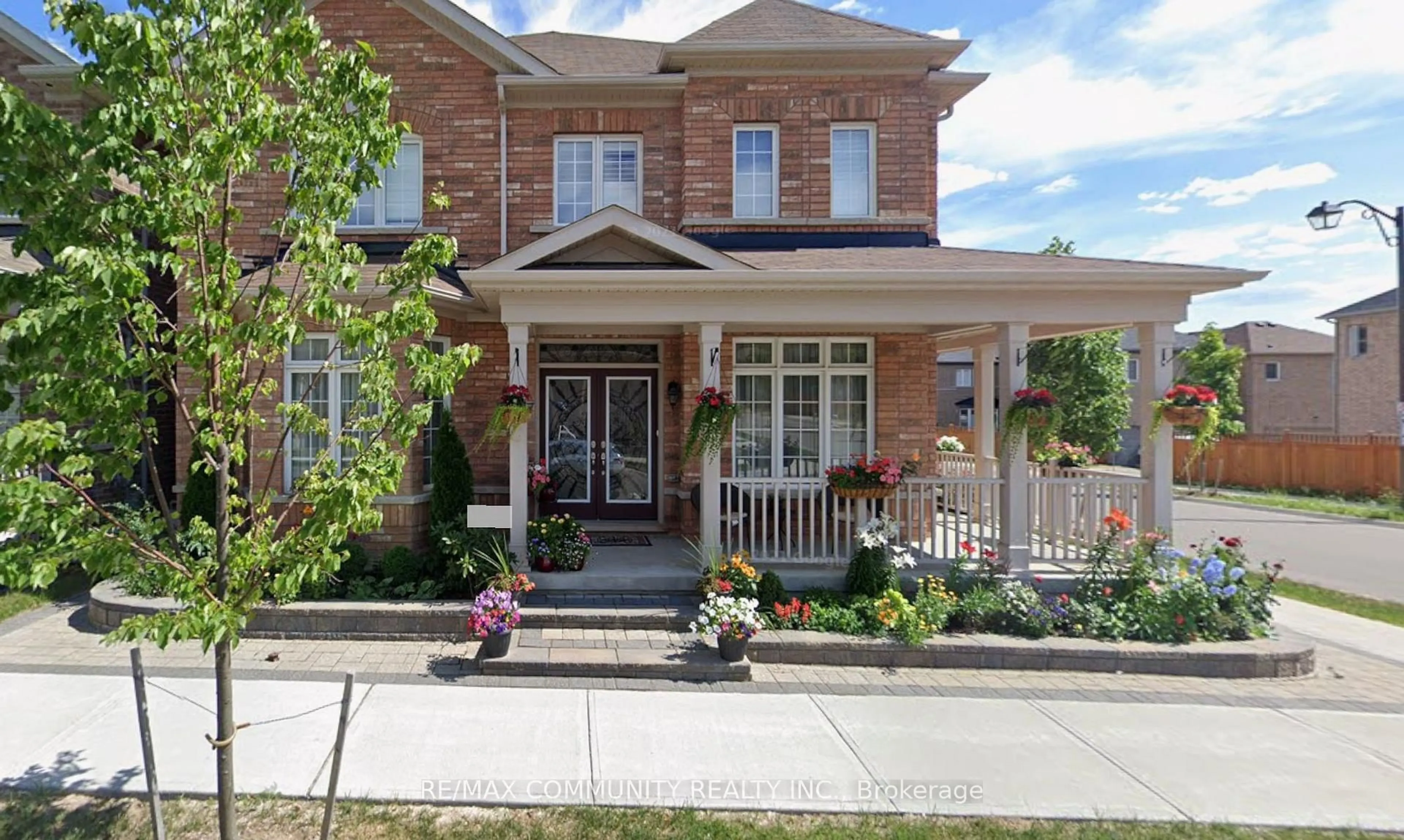 Home with brick exterior material, street for 27 Windyton Ave, Markham Ontario L6B 0V5