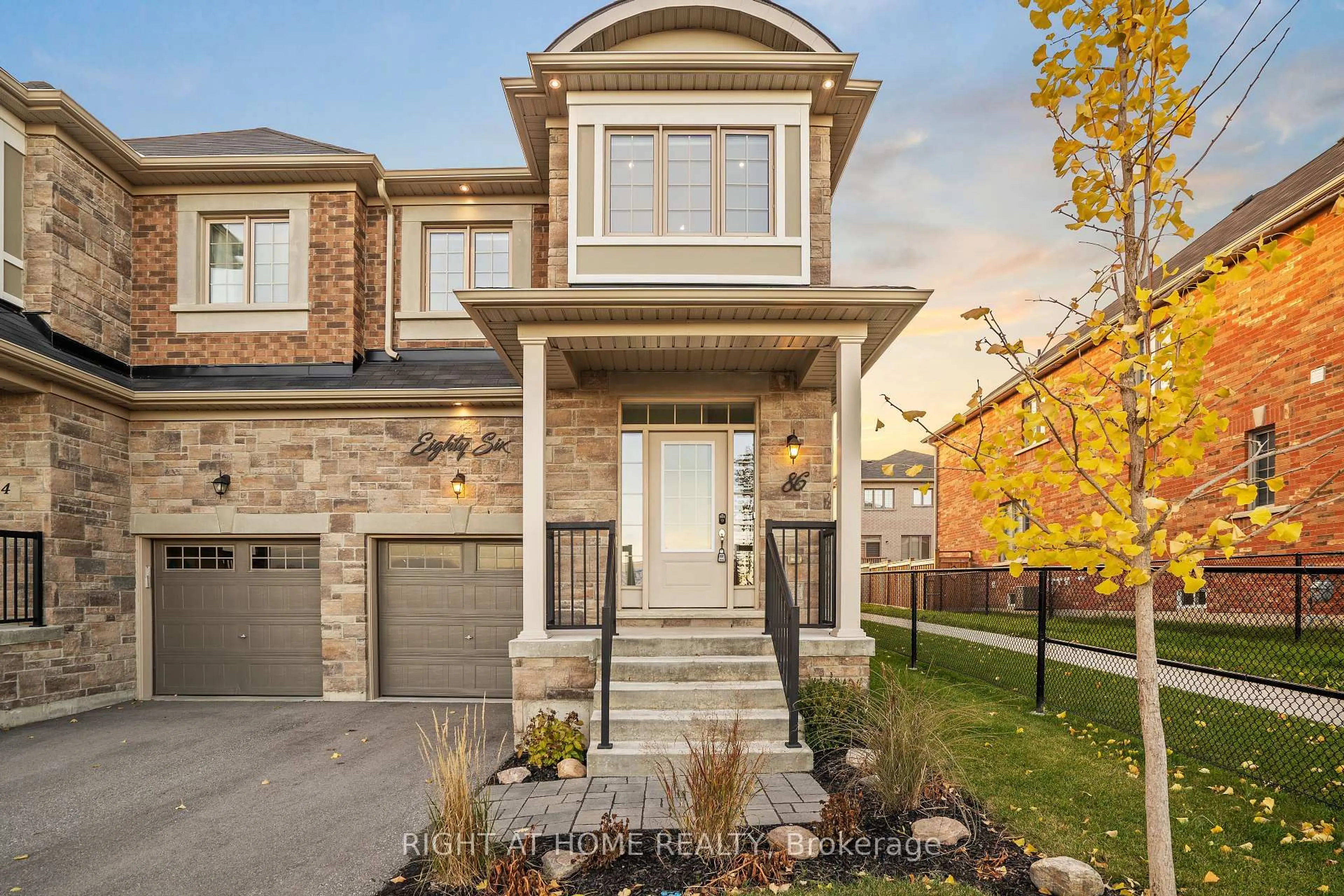 Home with brick exterior material, street for 86 Cupples Farm Lane, East Gwillimbury Ontario L0G 1S0