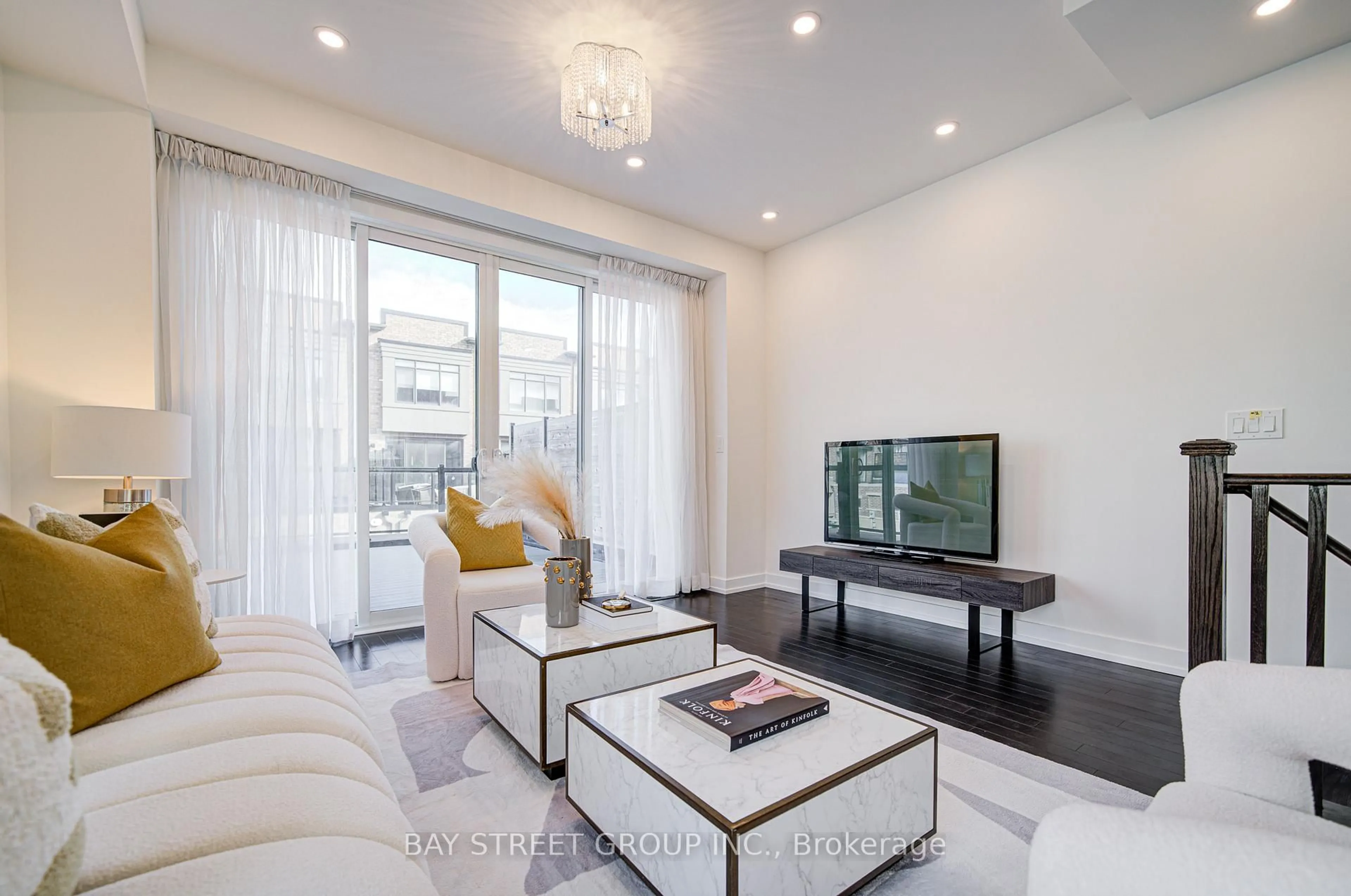 Living room with furniture, wood/laminate floor for 187 Salterton Circ, Vaughan Ontario L6A 4Z2