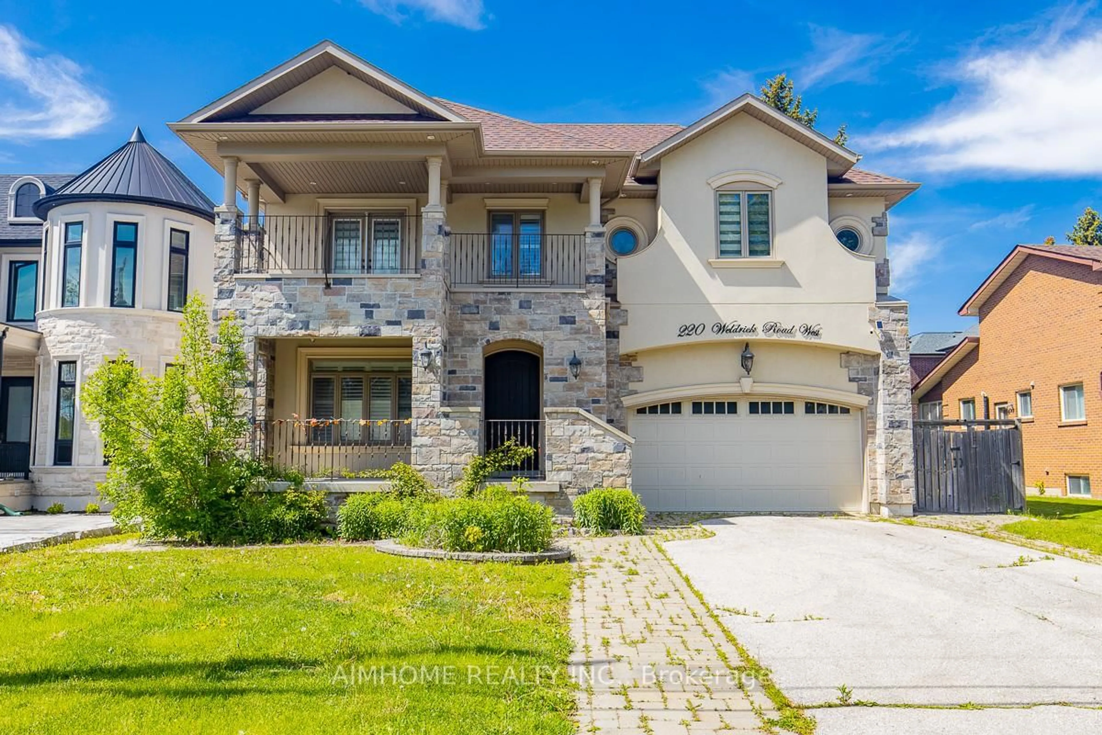 Home with brick exterior material, street for 220 Weldrick Rd, Richmond Hill Ontario L4C 3V3