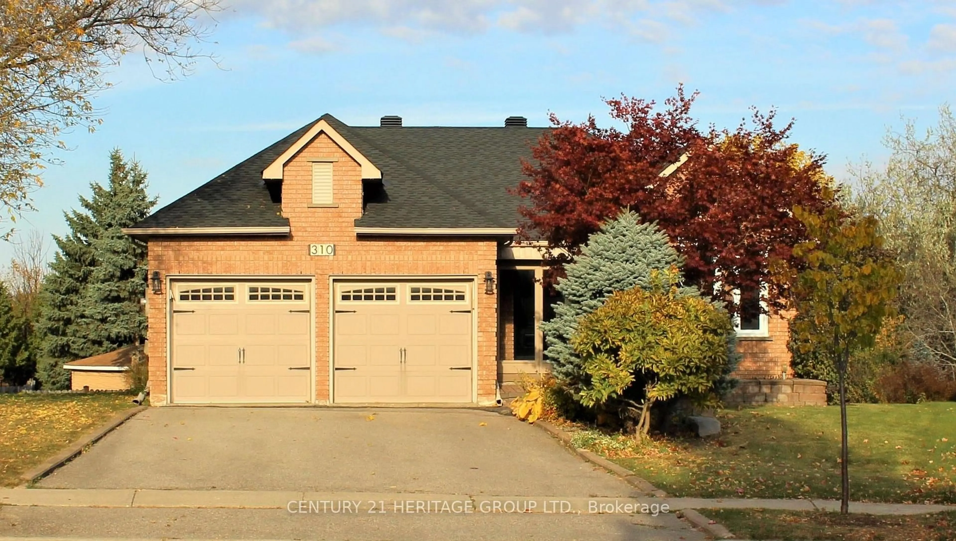 Unknown for 310 Chambers Cres, Newmarket Ontario L3X 1T2