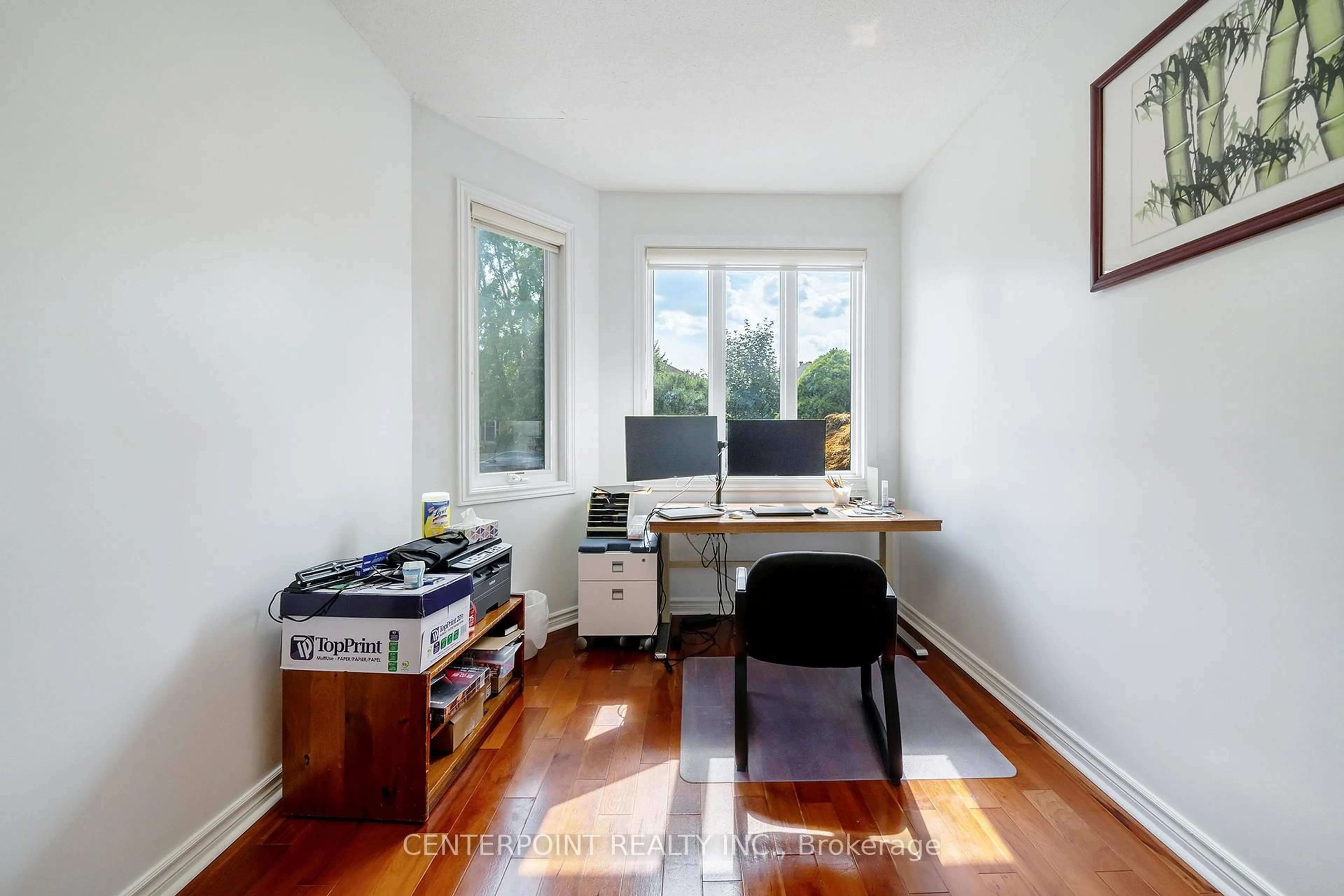 A pic of a room for 8 Woodlawn Rd, Markham Ontario L3P 7G4