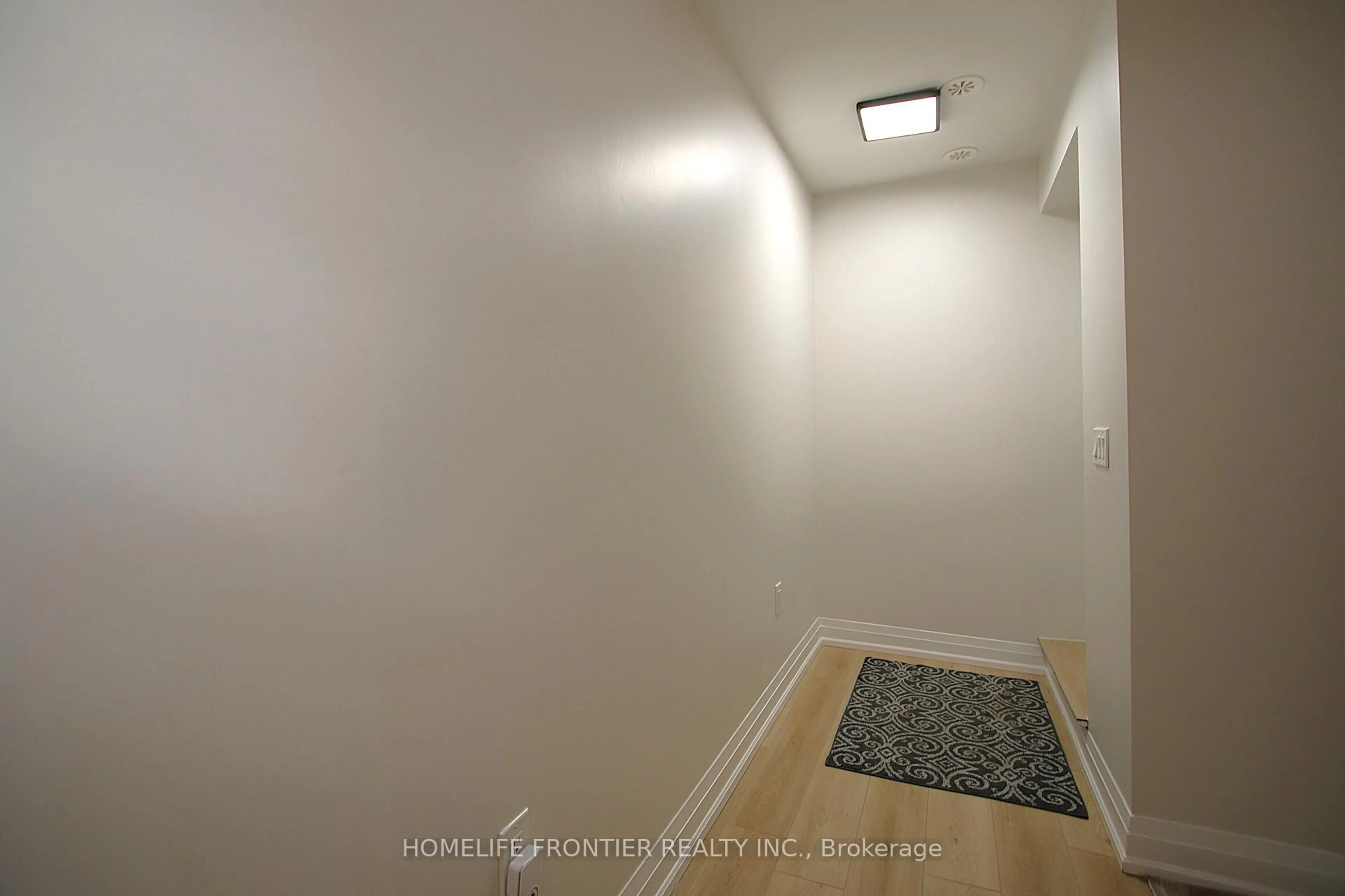 A pic of a room for 5299 Highway 7 Rd #C1302, Vaughan Ontario L4L 0J1