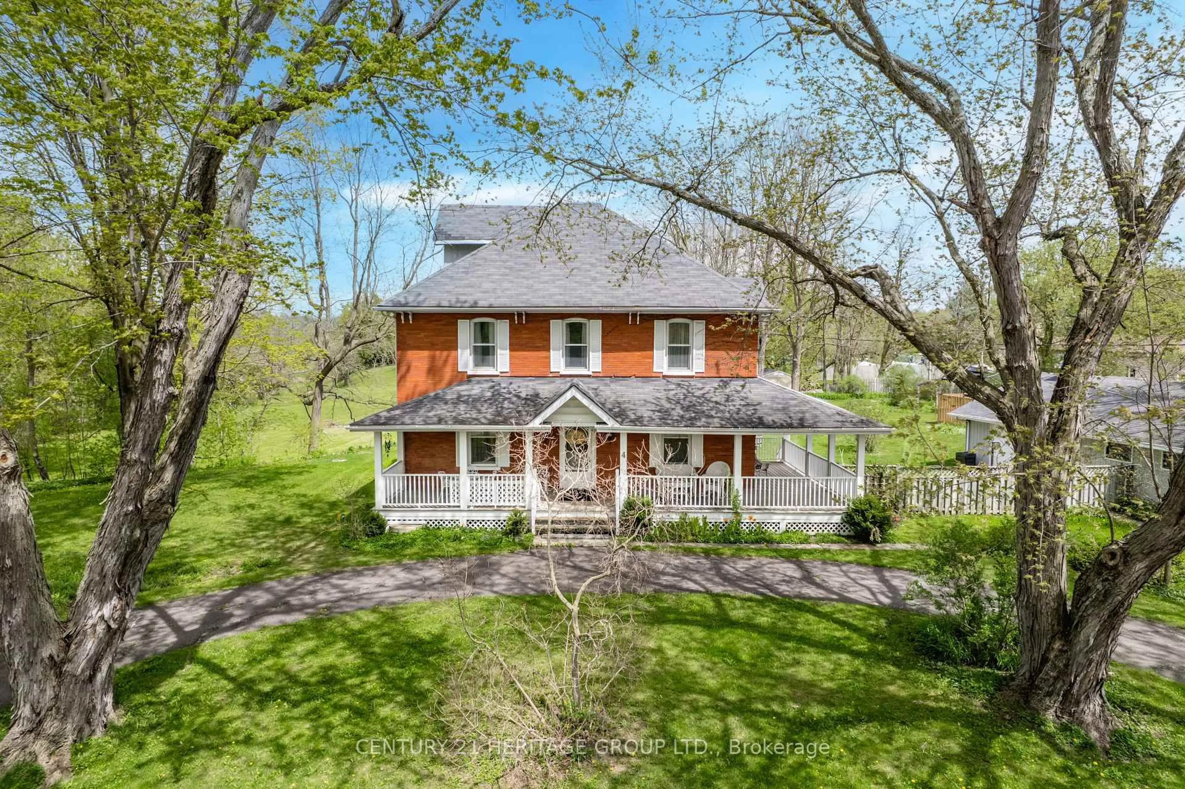 A pic from outside/outdoor area/front of a property/back of a property/a pic from drone, street for 4 Thomas St, Adjala-Tosorontio Ontario L0M 1K0