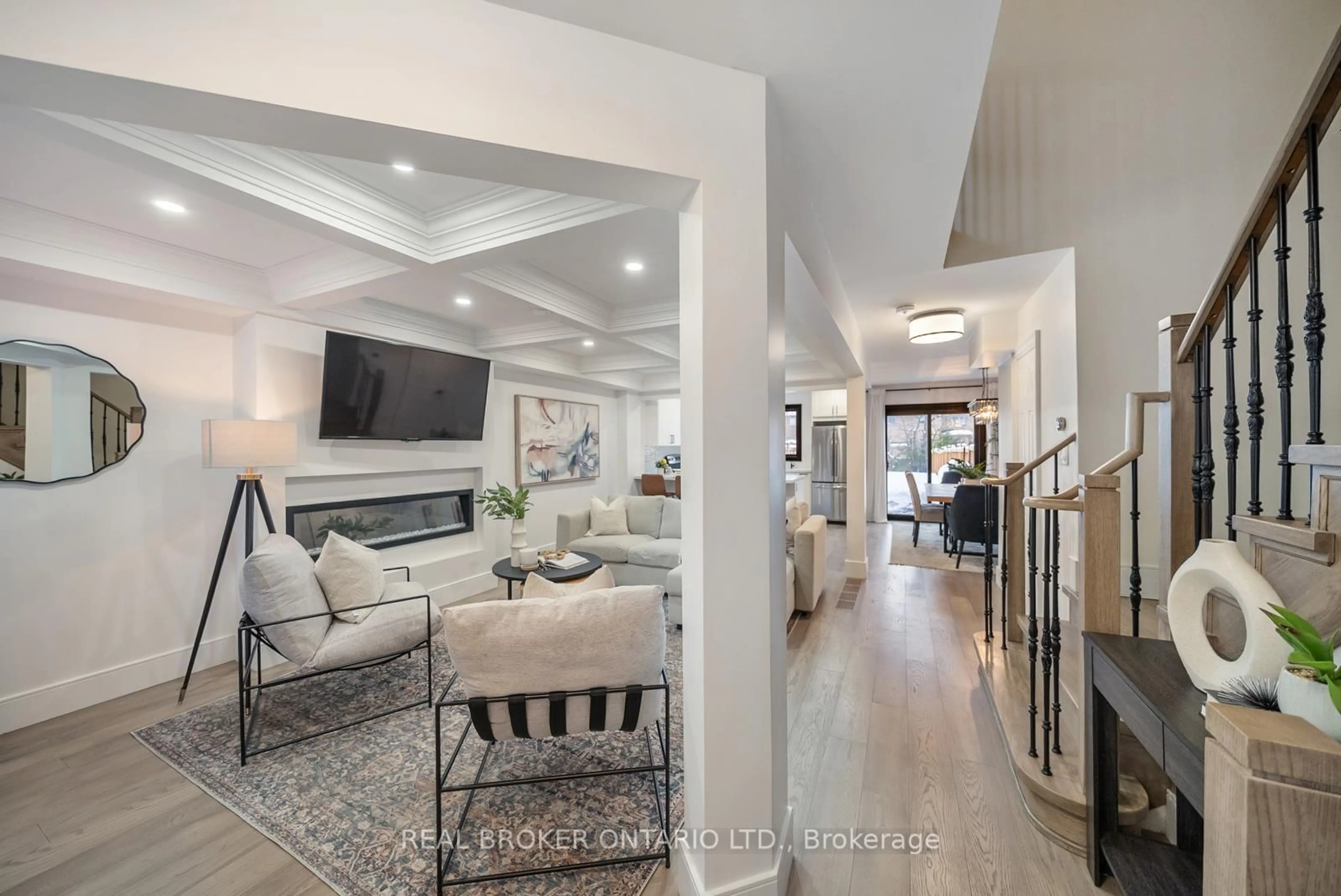 Unknown for 105 McCurdy Dr, New Tecumseth Ontario L0G 1W0