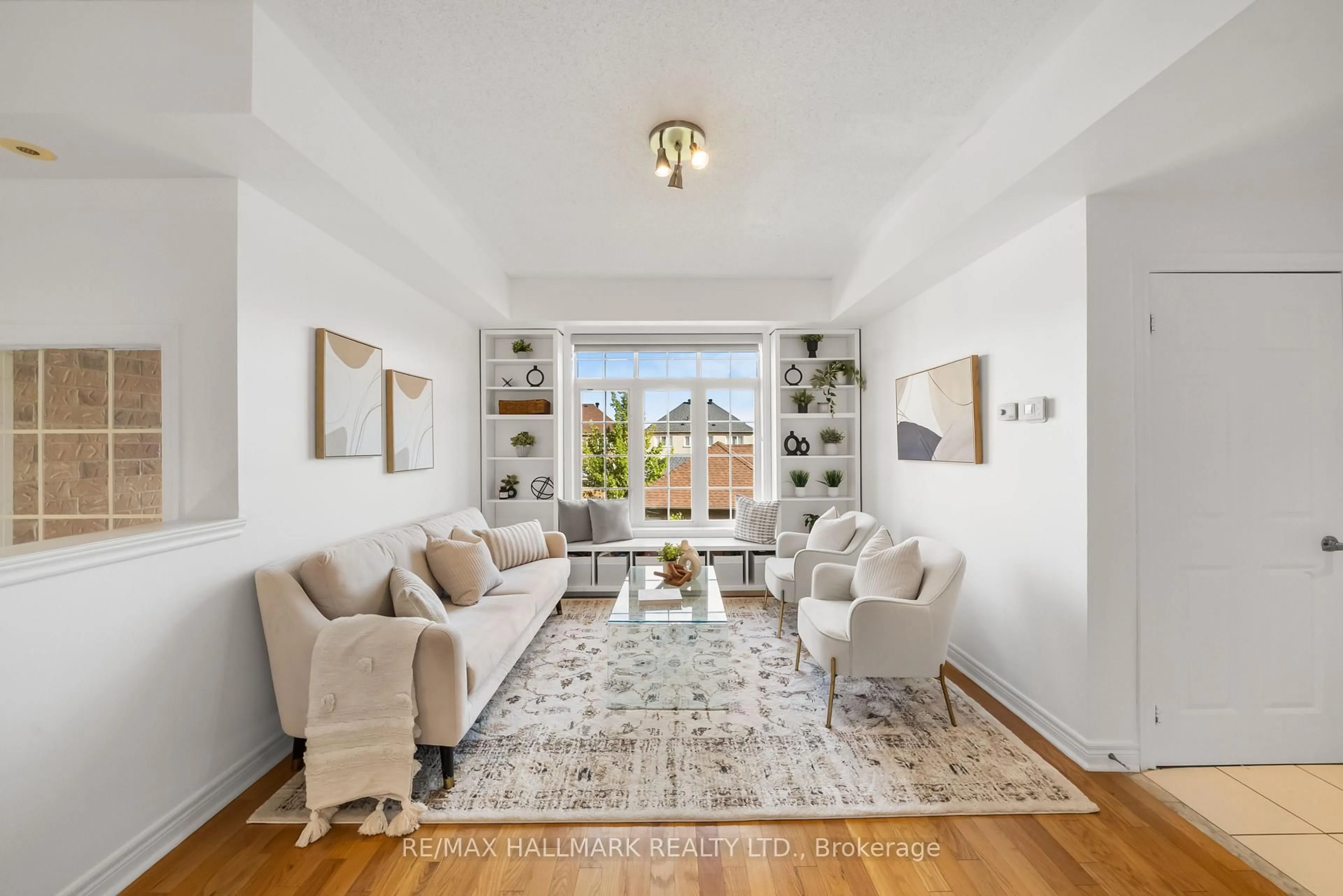 Living room with furniture, unknown for 30 Greensborough Village Circ #22, Markham Ontario L6E 1Z1