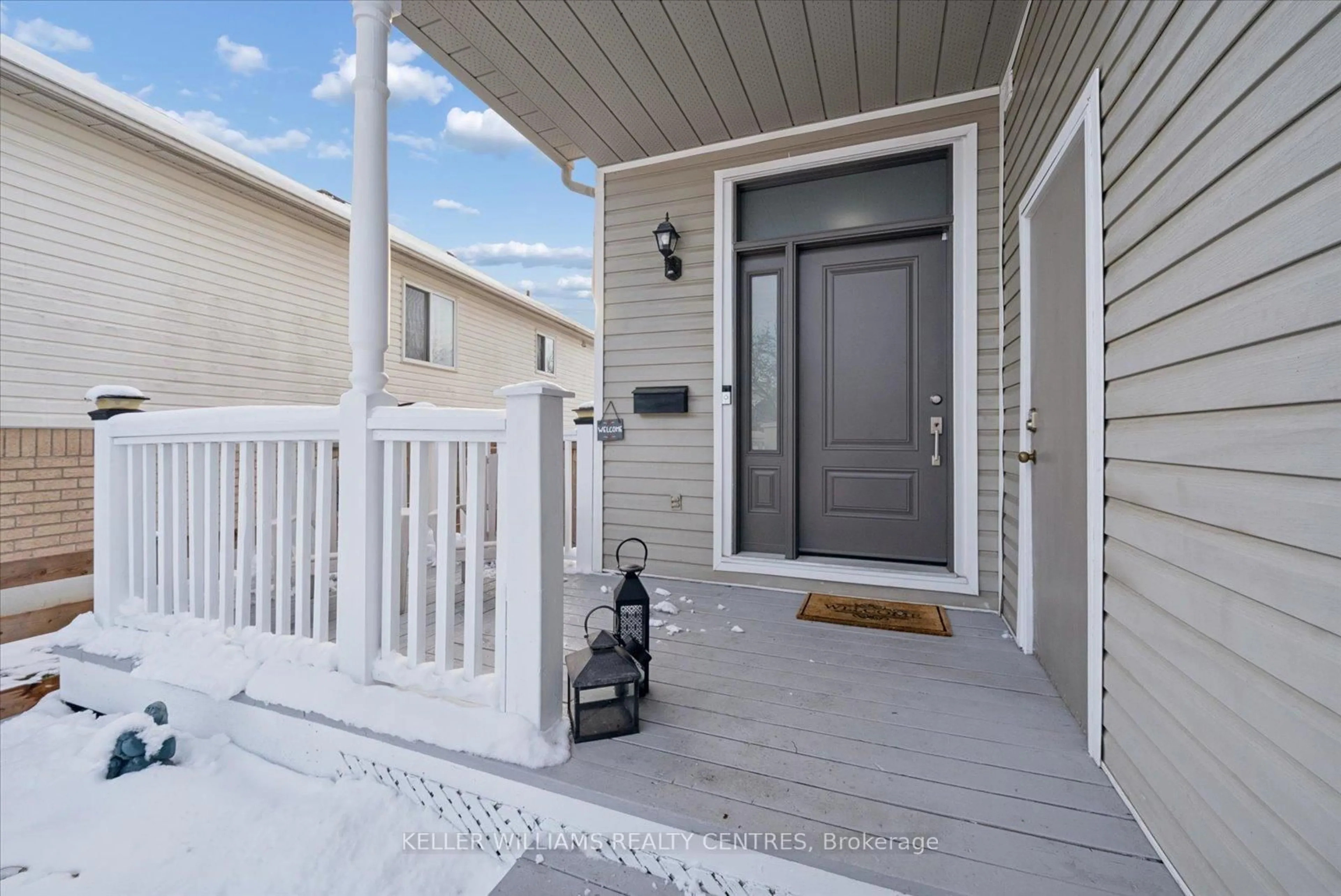 Unknown for 114 Mainprize Cres, East Gwillimbury Ontario L0G 1M0