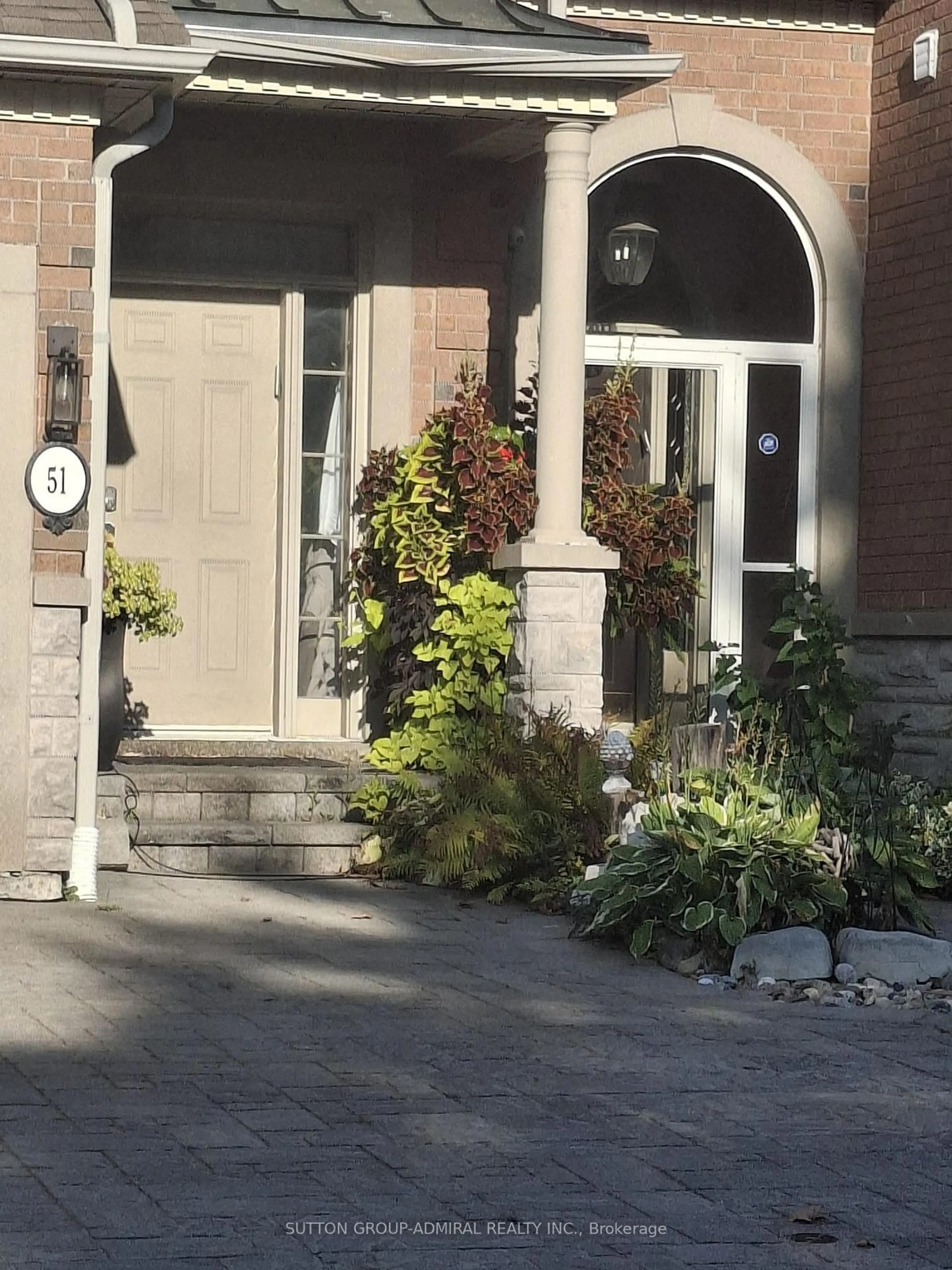 Indoor entryway for 51 Abbeywood Gate, Vaughan Ontario L4J 8P1