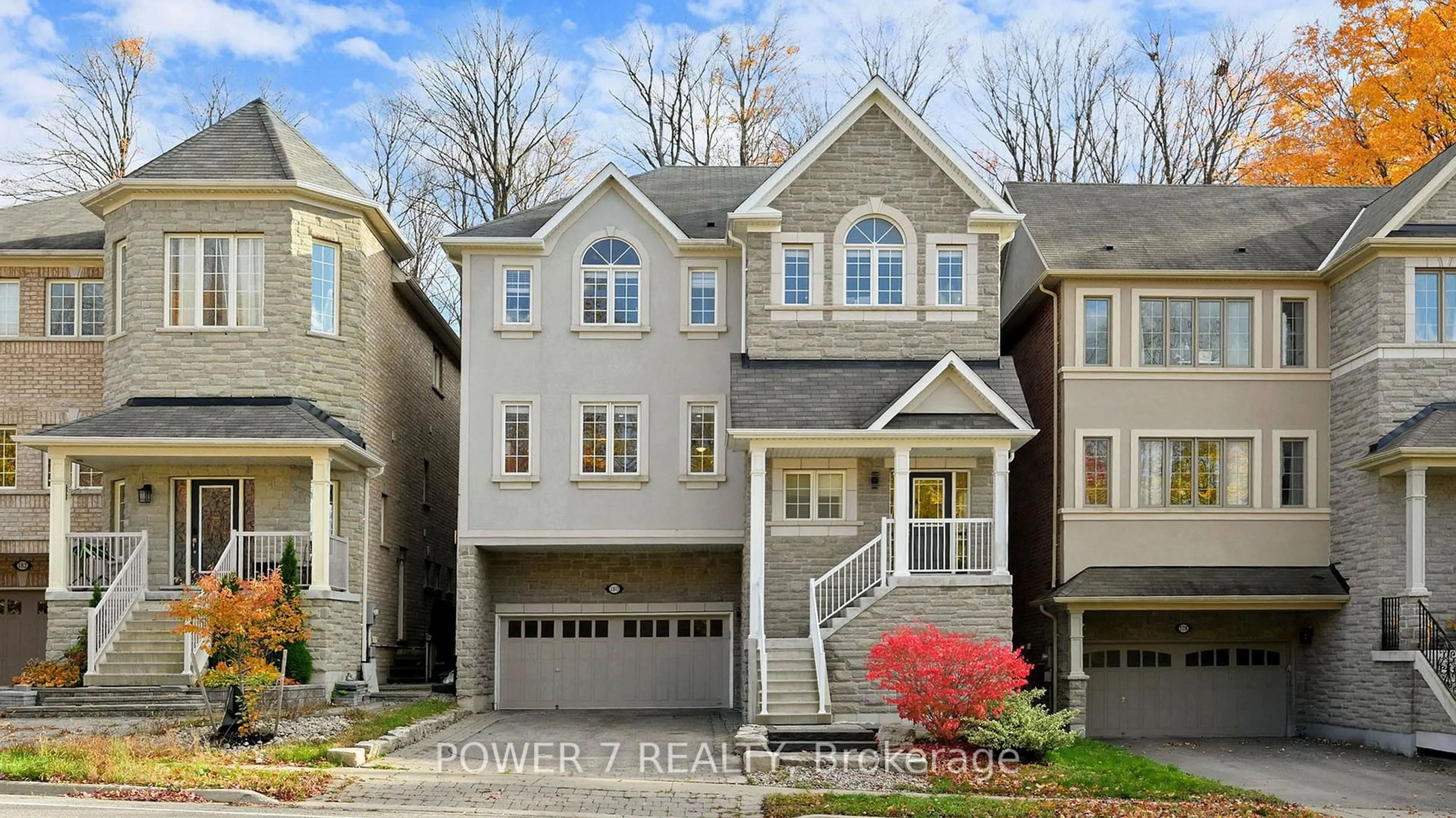 Unknown for 180 Woodspring Ave, Newmarket Ontario L3X 3J4