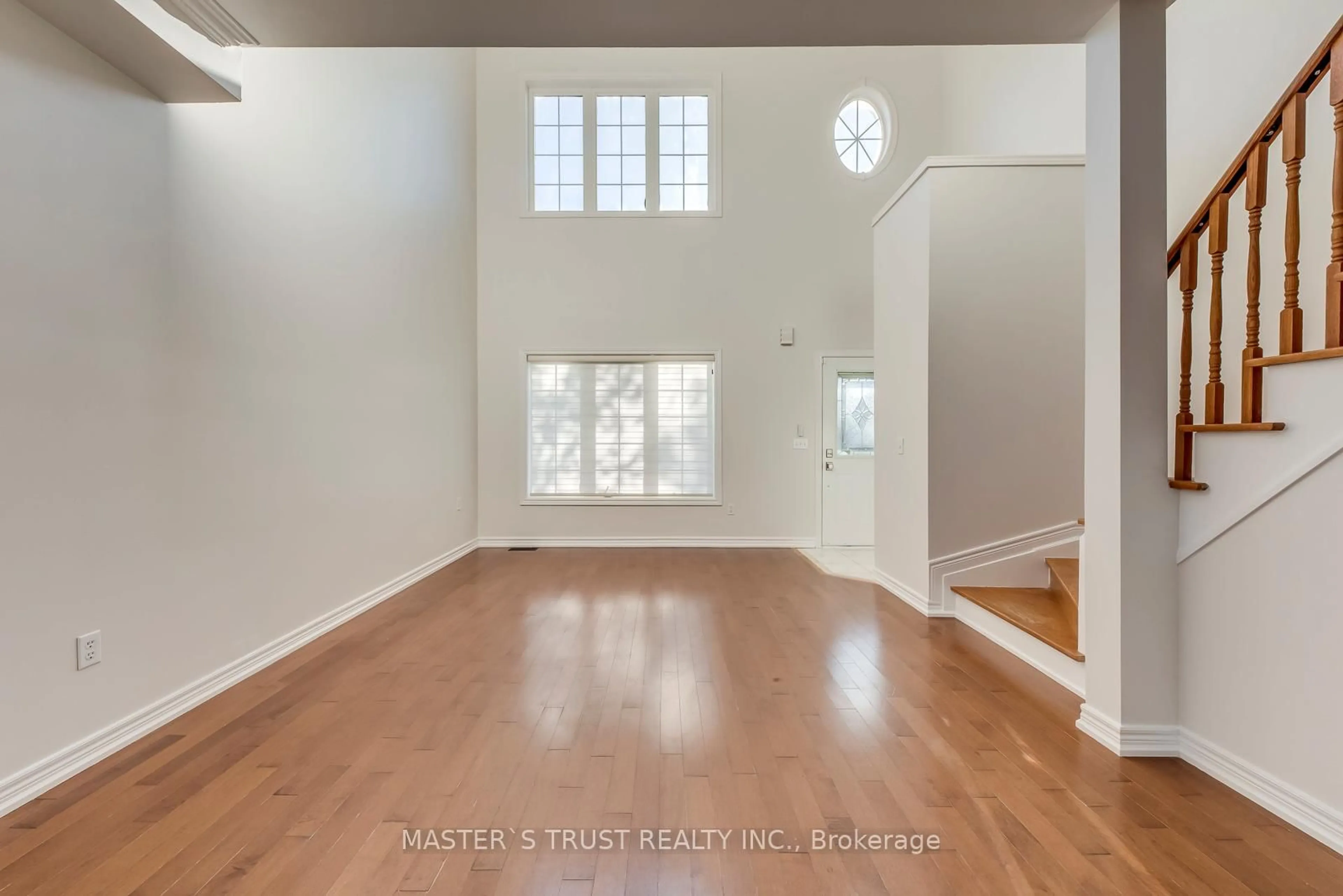 Indoor entryway for 7 Osmond Appleton Rd, Markham Ontario L6E 1R7