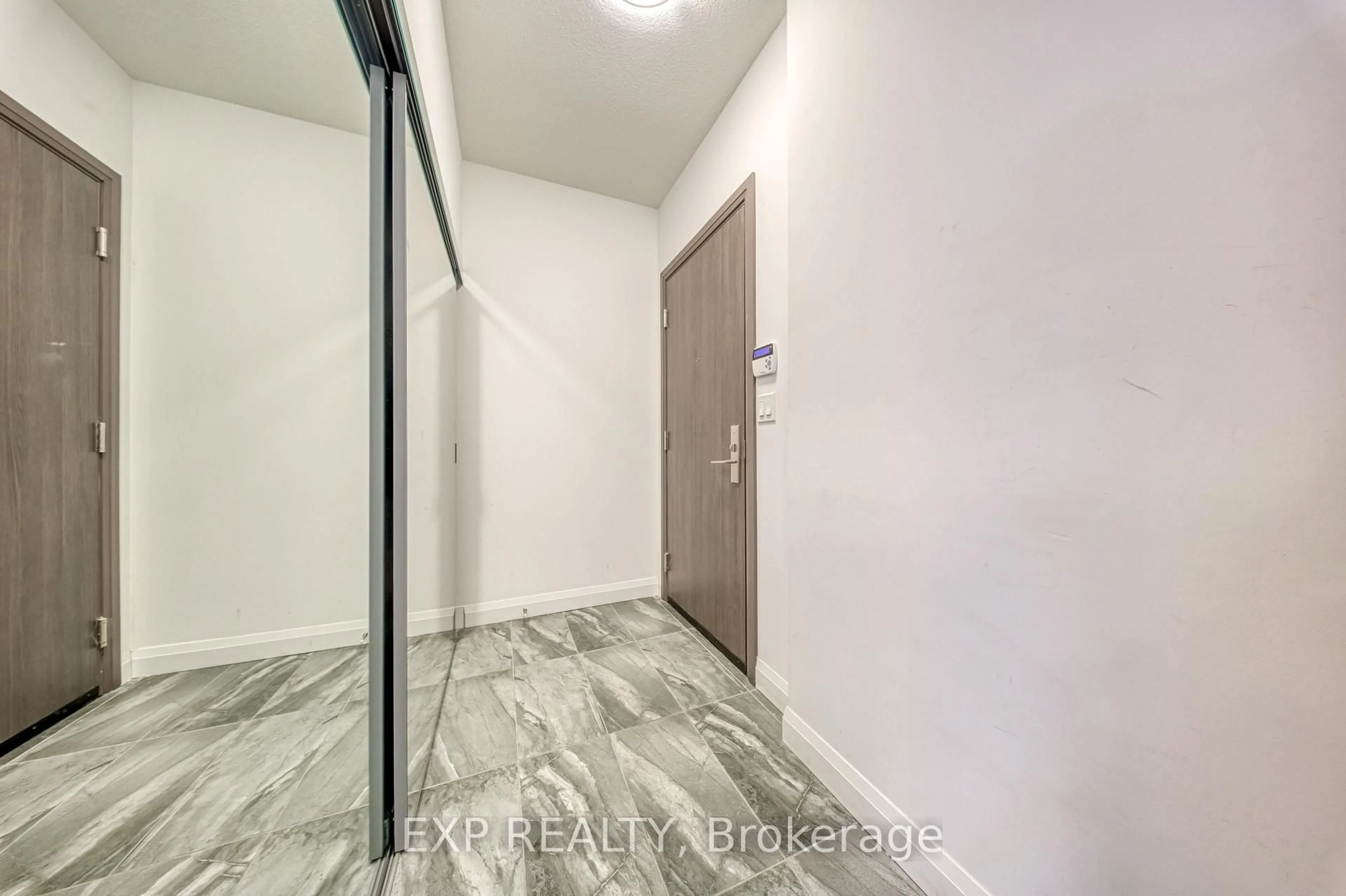 Indoor entryway for 15 Water Walk Dr #2205, Markham Ontario L6G 0G2