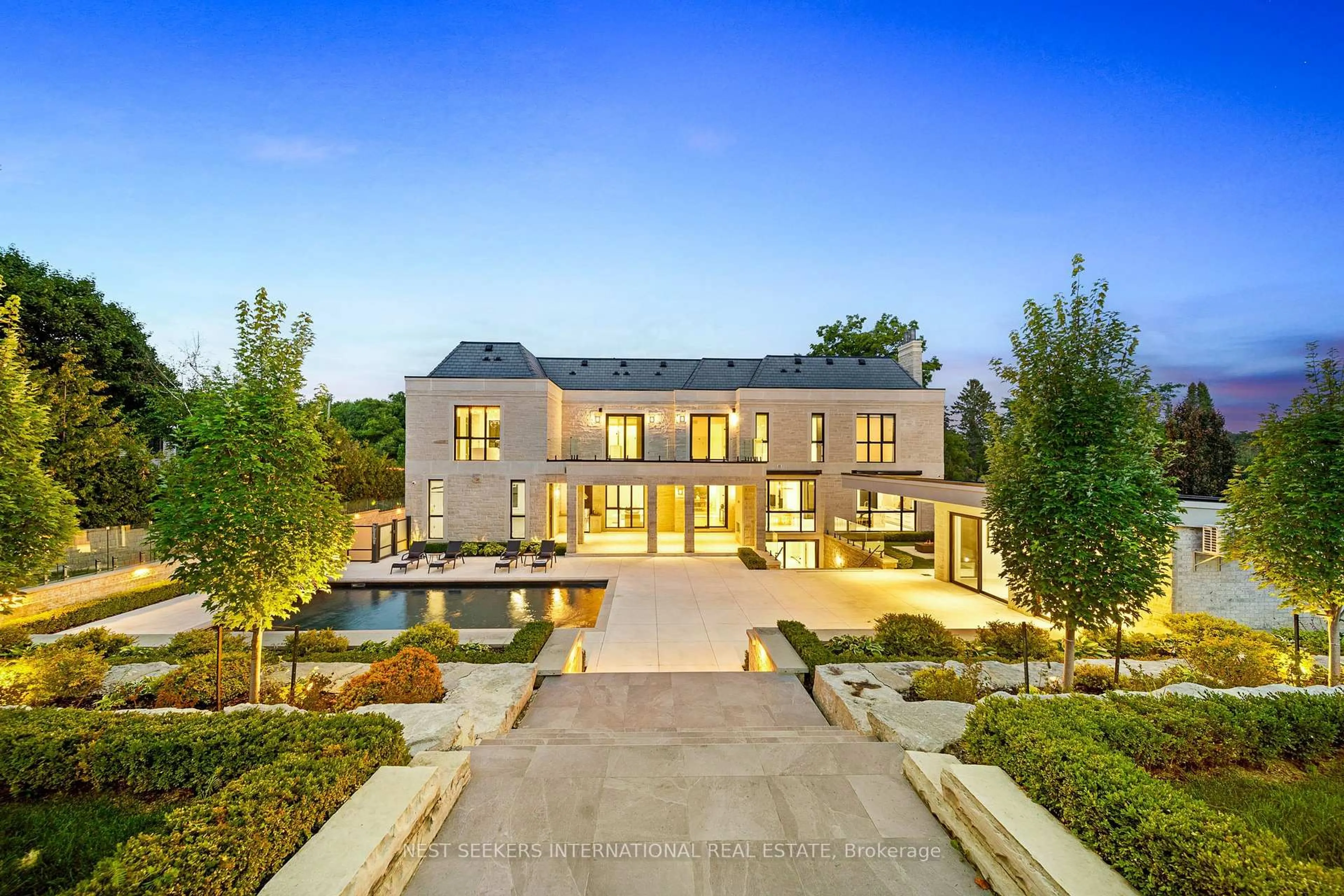 Unknown for 36 Waymar Heights Blvd, Vaughan Ontario L4L 2P7