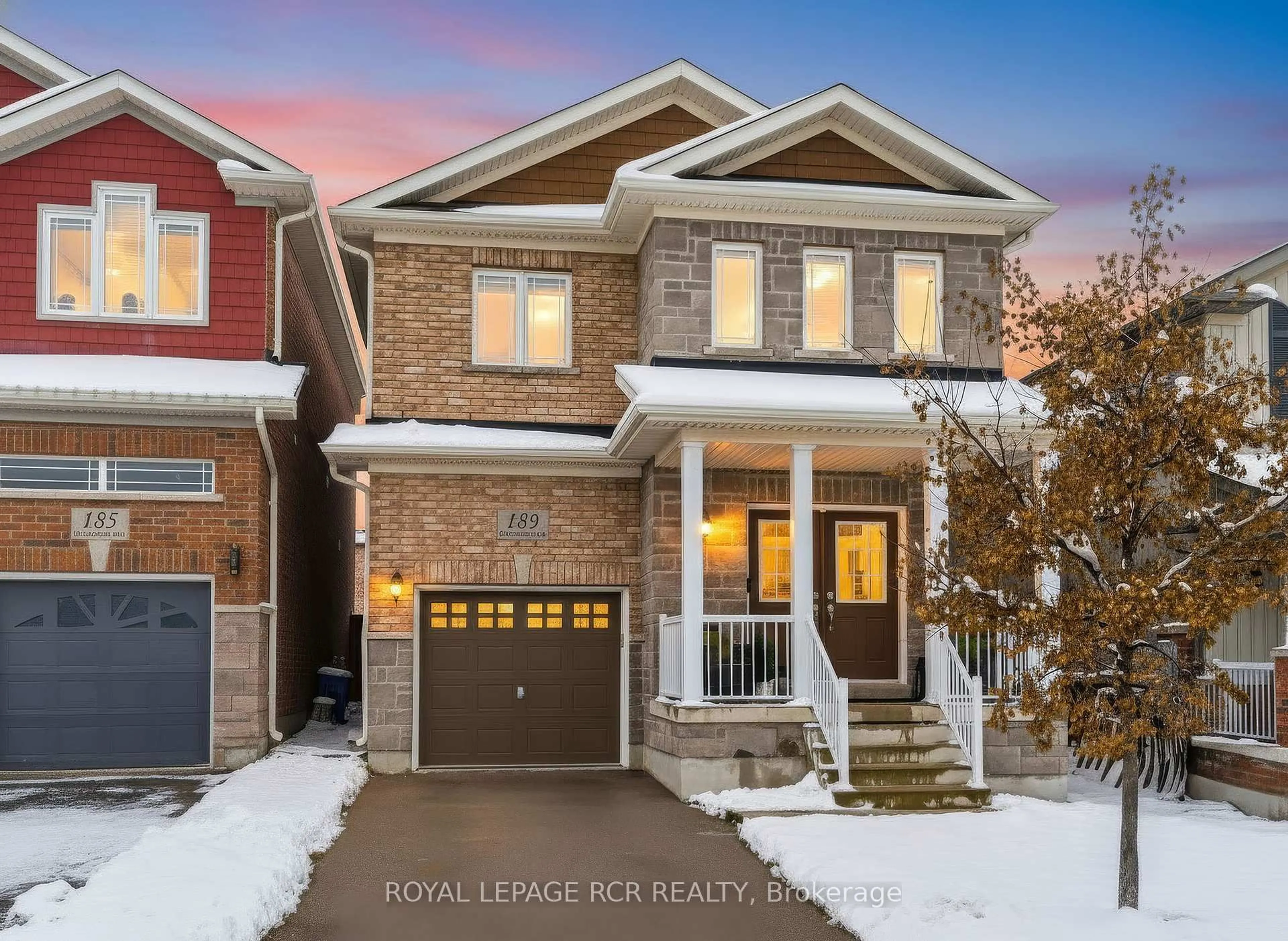 Home with brick exterior material, street for 189 Richardson Cres, Bradford West Gwillimbury Ontario L3Z 0N5