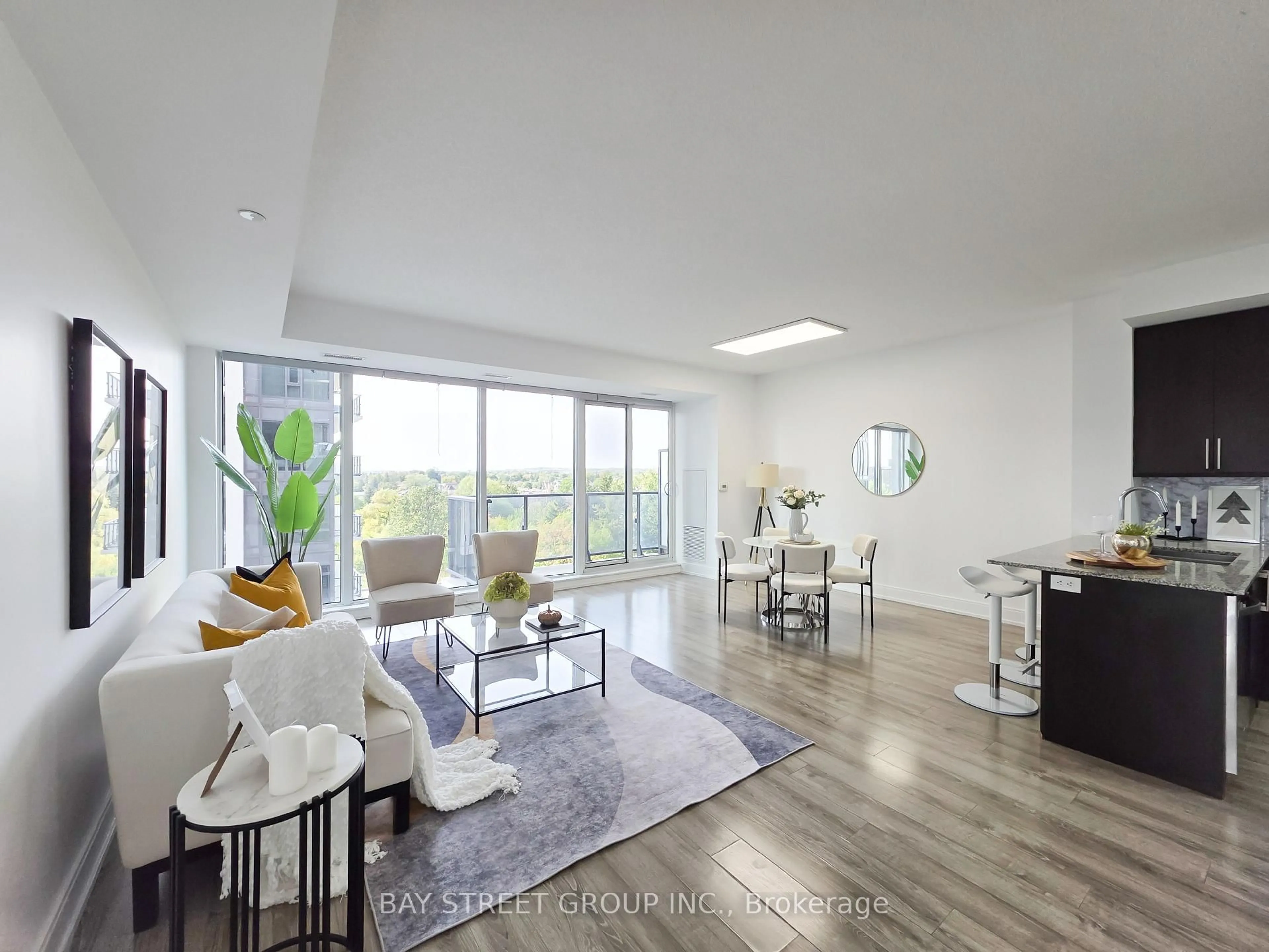 Living room with furniture, unknown for 9608 Yonge St #705B, Richmond Hill Ontario L4C 0X4