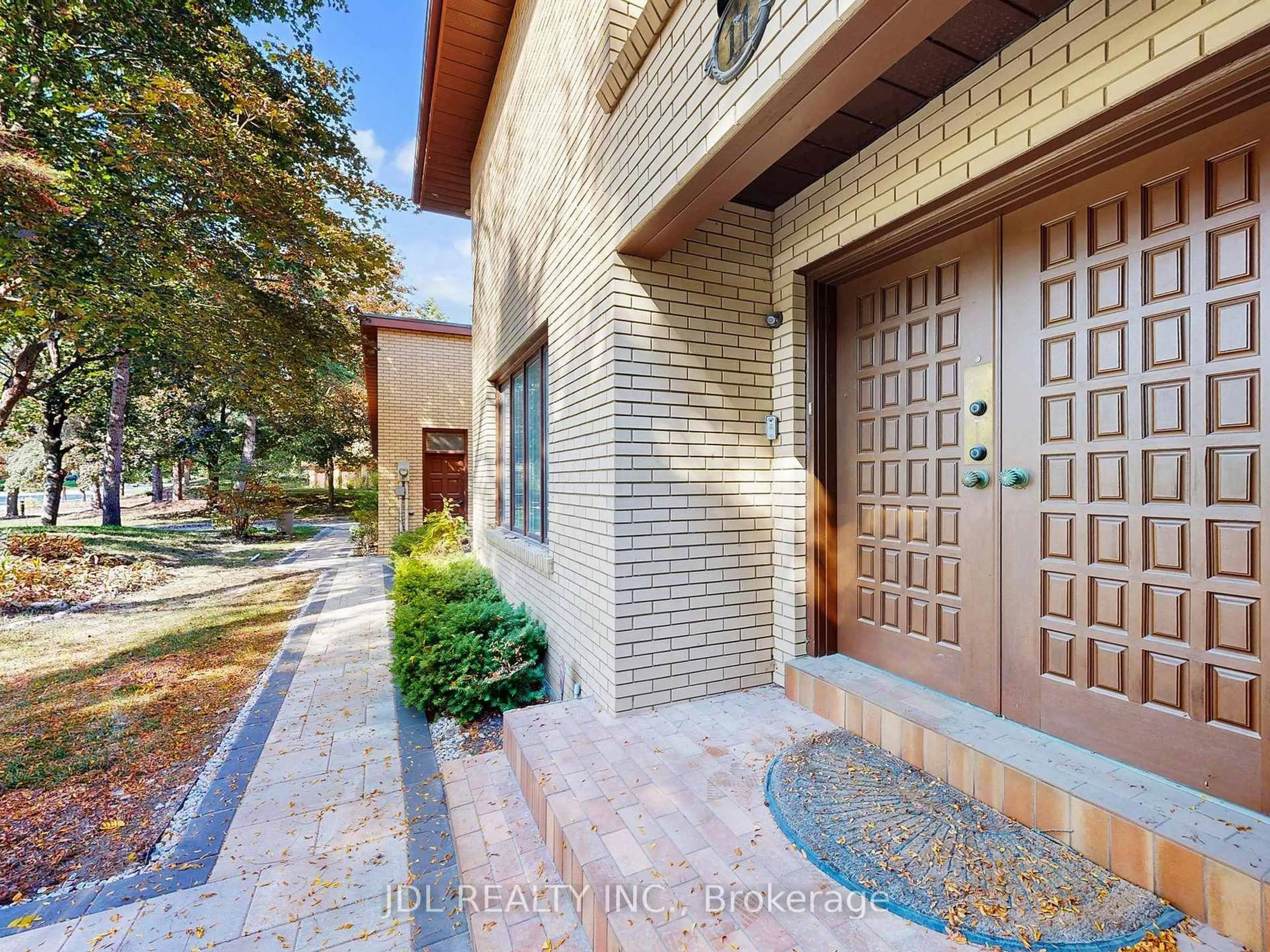 Home with brick exterior material, street for 11 Moodie Dr, Richmond Hill Ontario L4C 8C9
