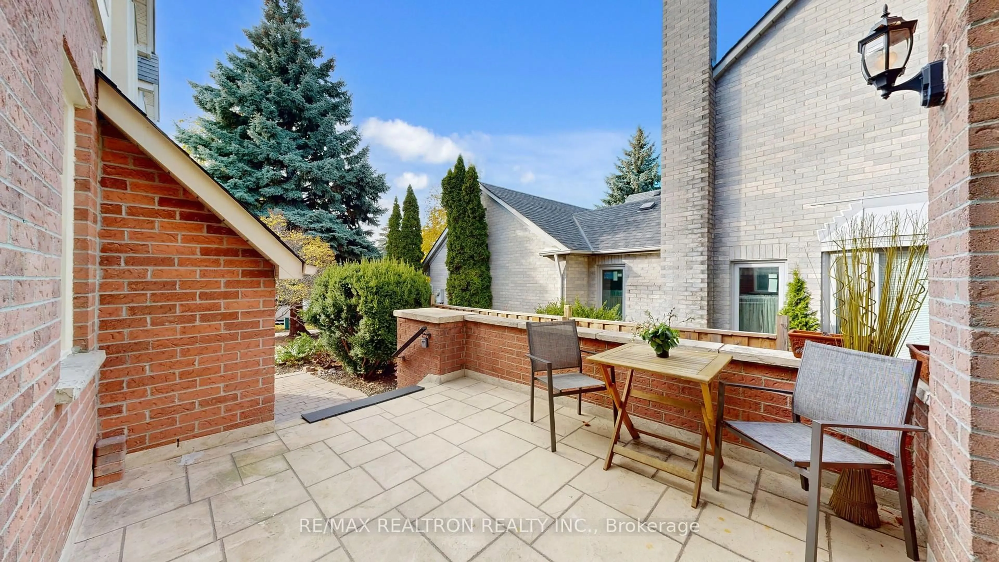 Patio, street for 25 Waterbridge Lane, Markham Ontario L3R 8W9