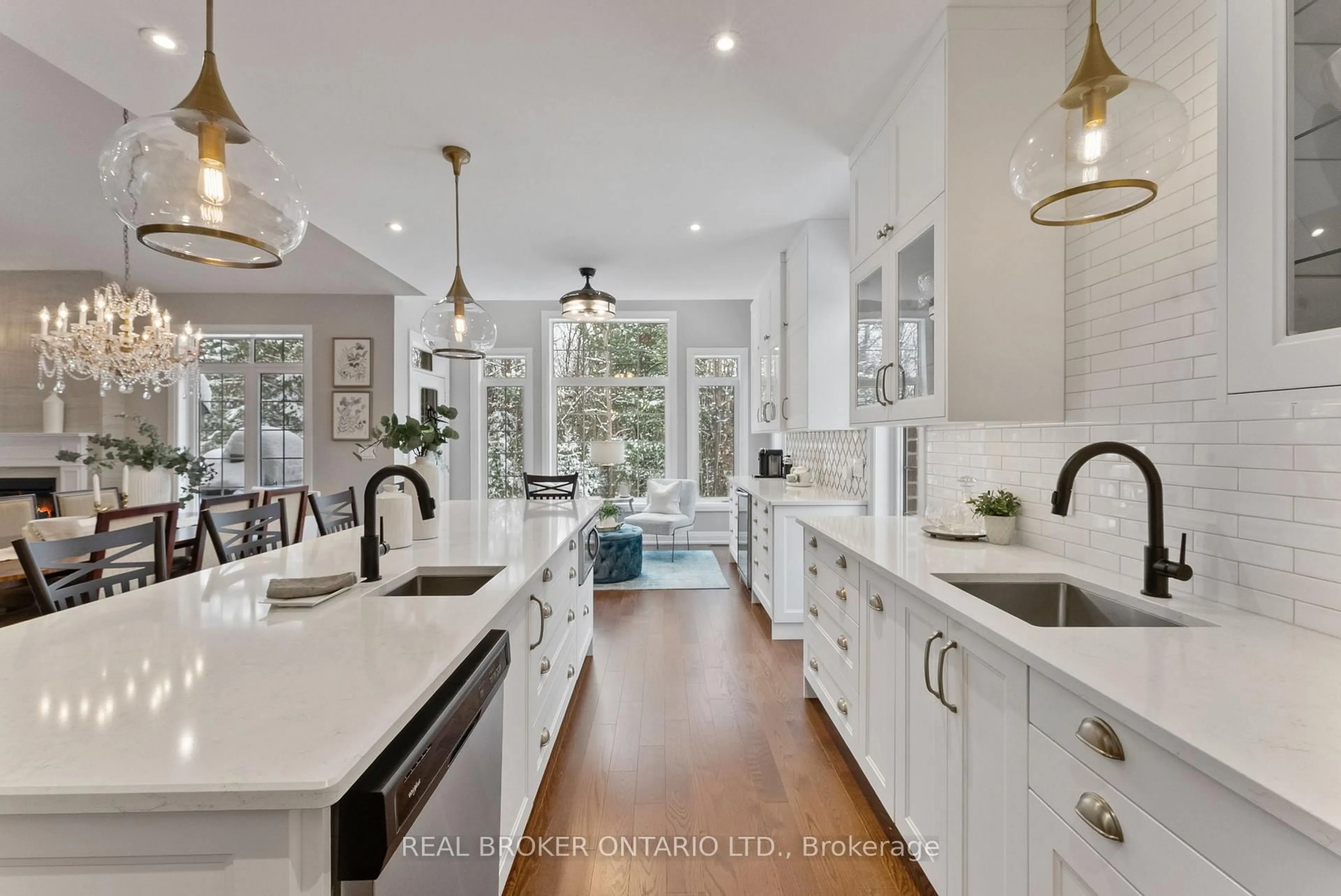 Open concept kitchen, ceramic/tile floor for 24 Howard Williams Crt, Uxbridge Ontario L9P 0R2