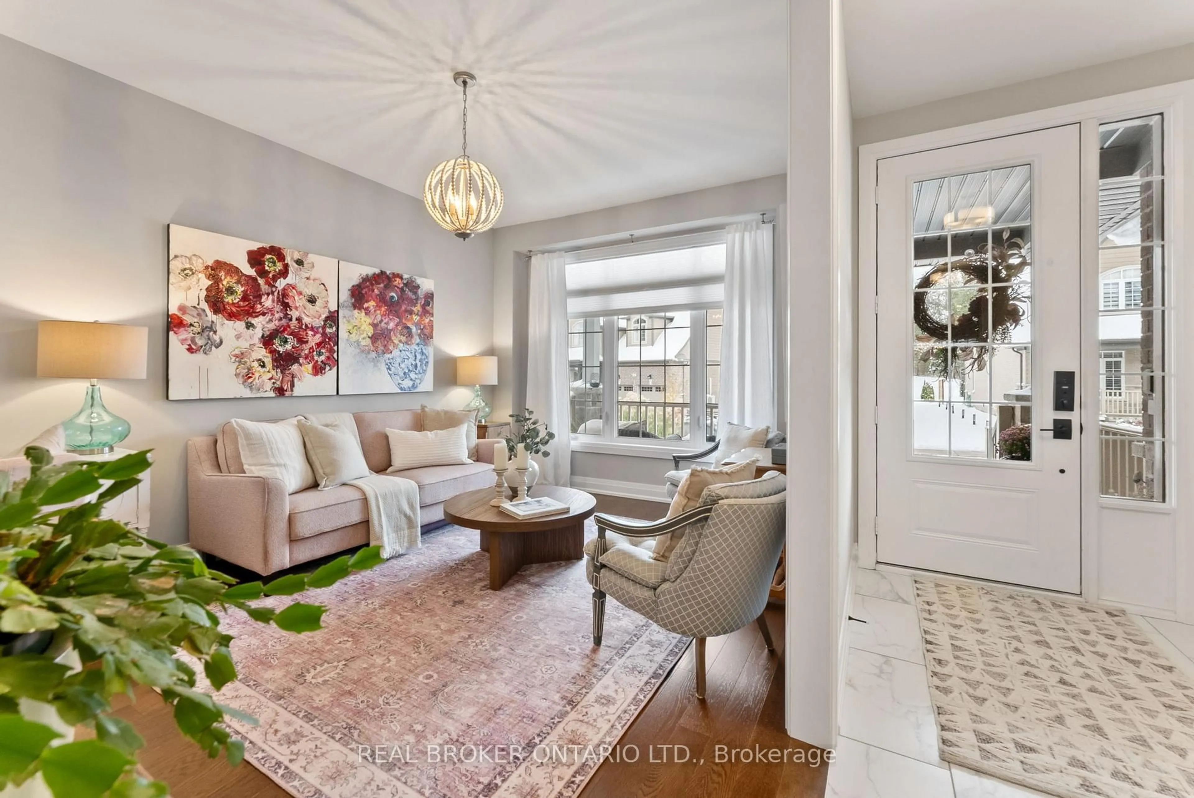 Living room with furniture, unknown for 24 Howard Williams Crt, Uxbridge Ontario L9P 0R2