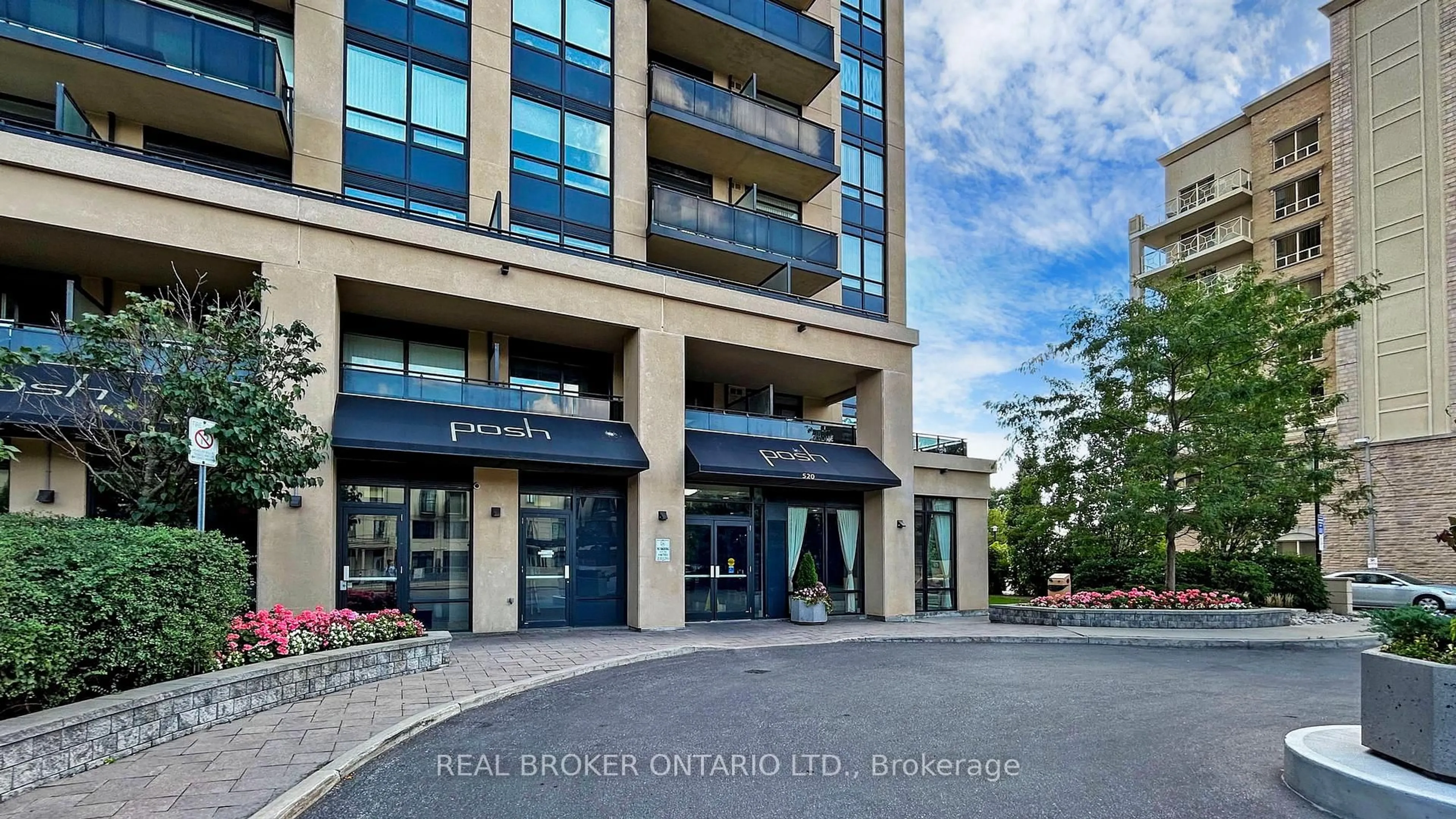 Indoor foyer for 520 Steeles Ave #103, Vaughan Ontario L4J 1A2