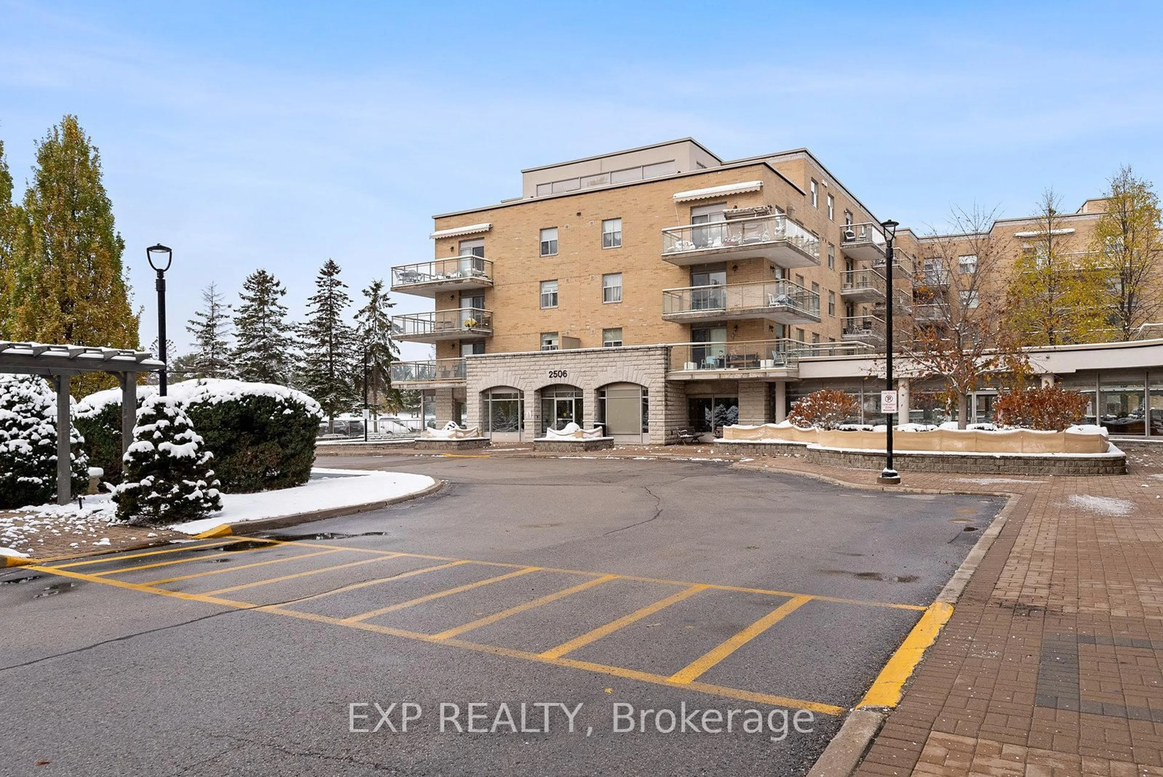 Unknown for 2506 Rutherford Rd #210, Vaughan Ontario L4K 5N4