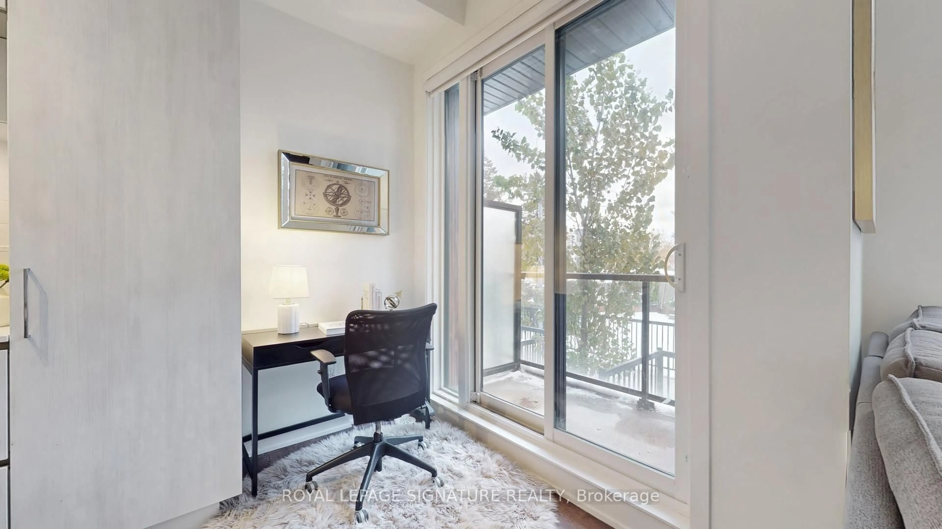 A pic of a room for 11 David Eyer Rd #1517, Richmond Hill Ontario L4S 0N3