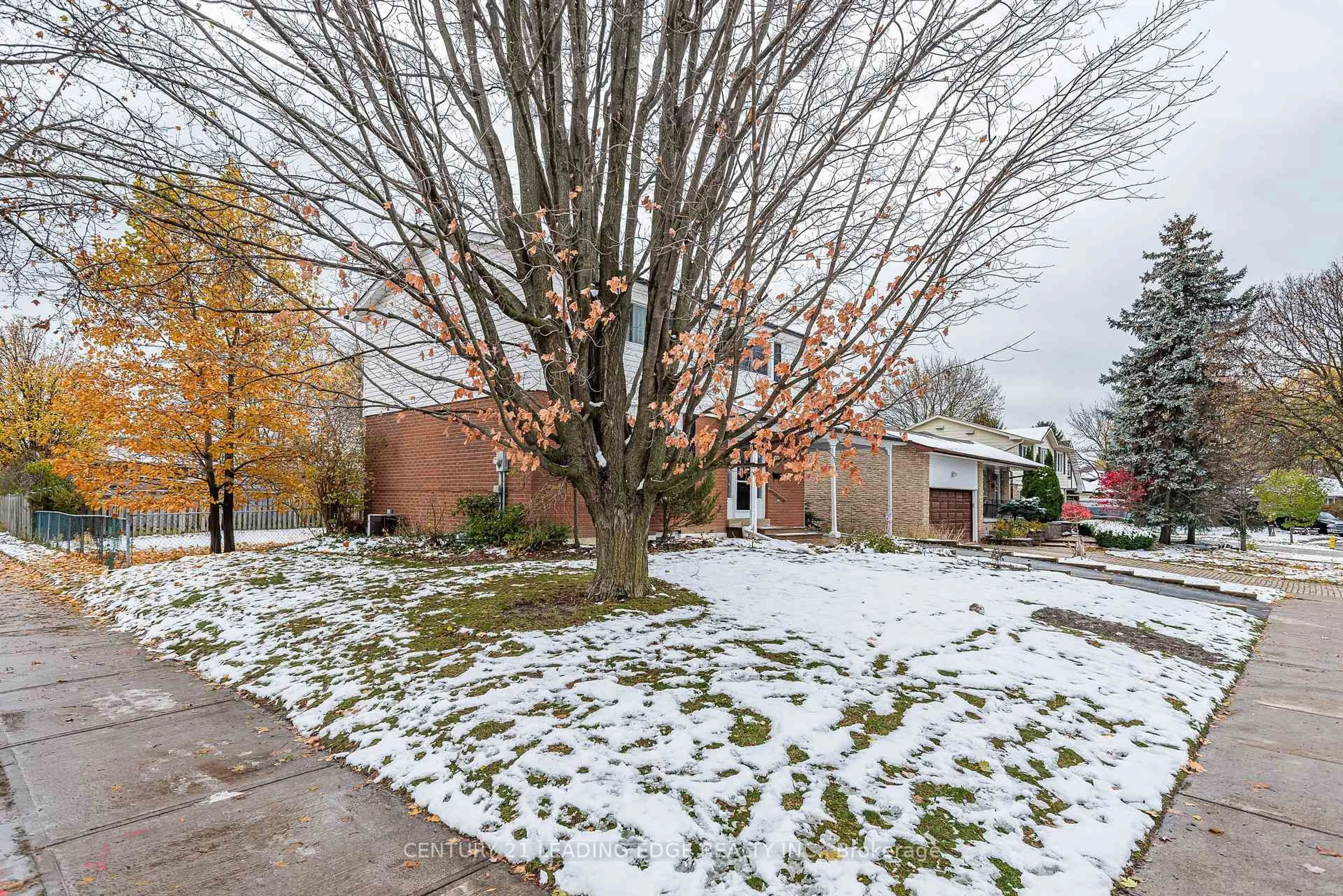 Unknown for 60 Wootten Way, Markham Ontario L3P 2Y6