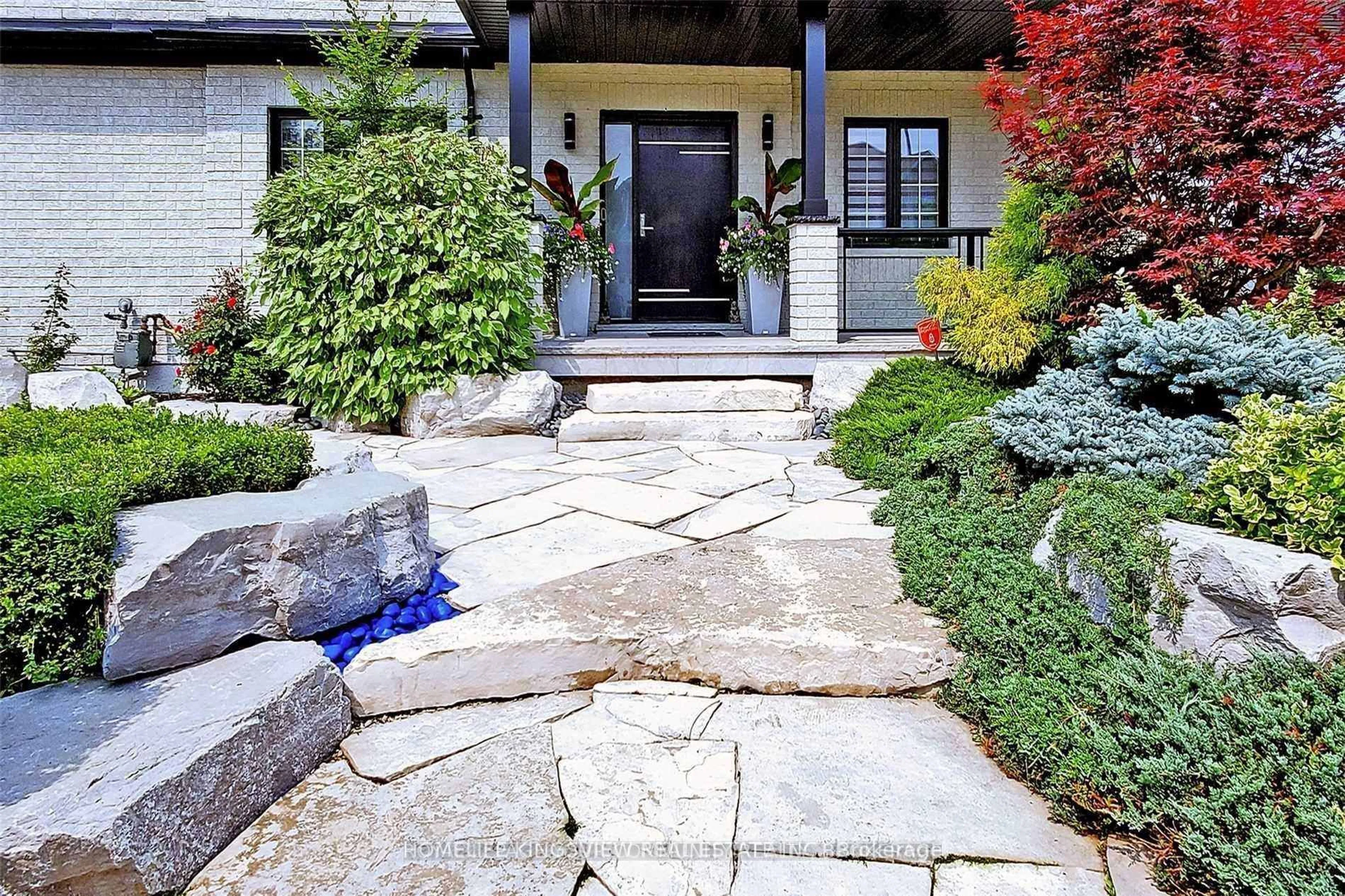 Unknown for 162 Corner Brook Cres, Vaughan Ontario L4H 0H4