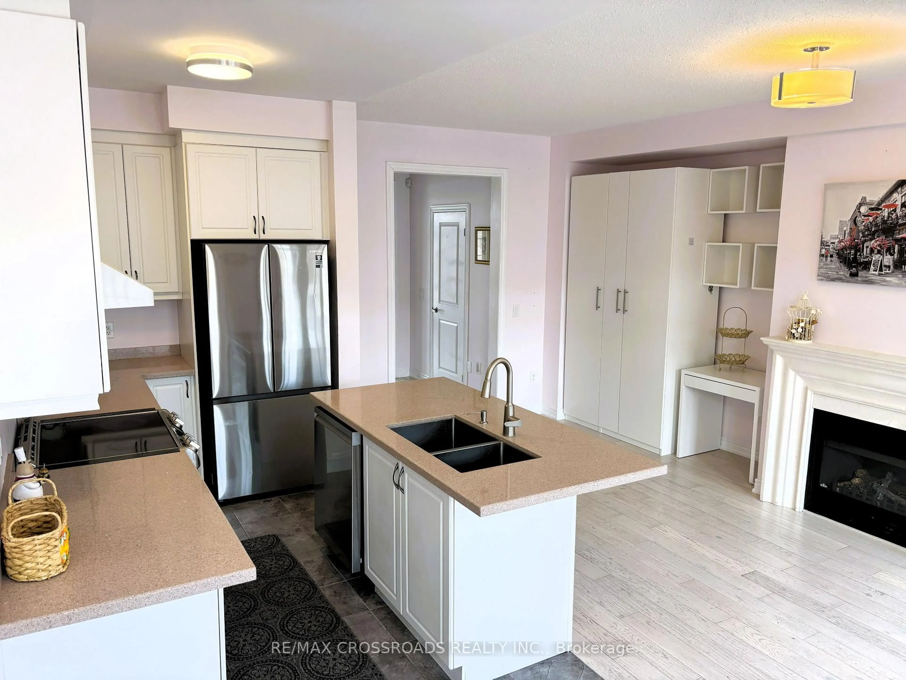 Open concept kitchen, unknown for 49 Memon Pl, Markham Ontario L6E 0S1