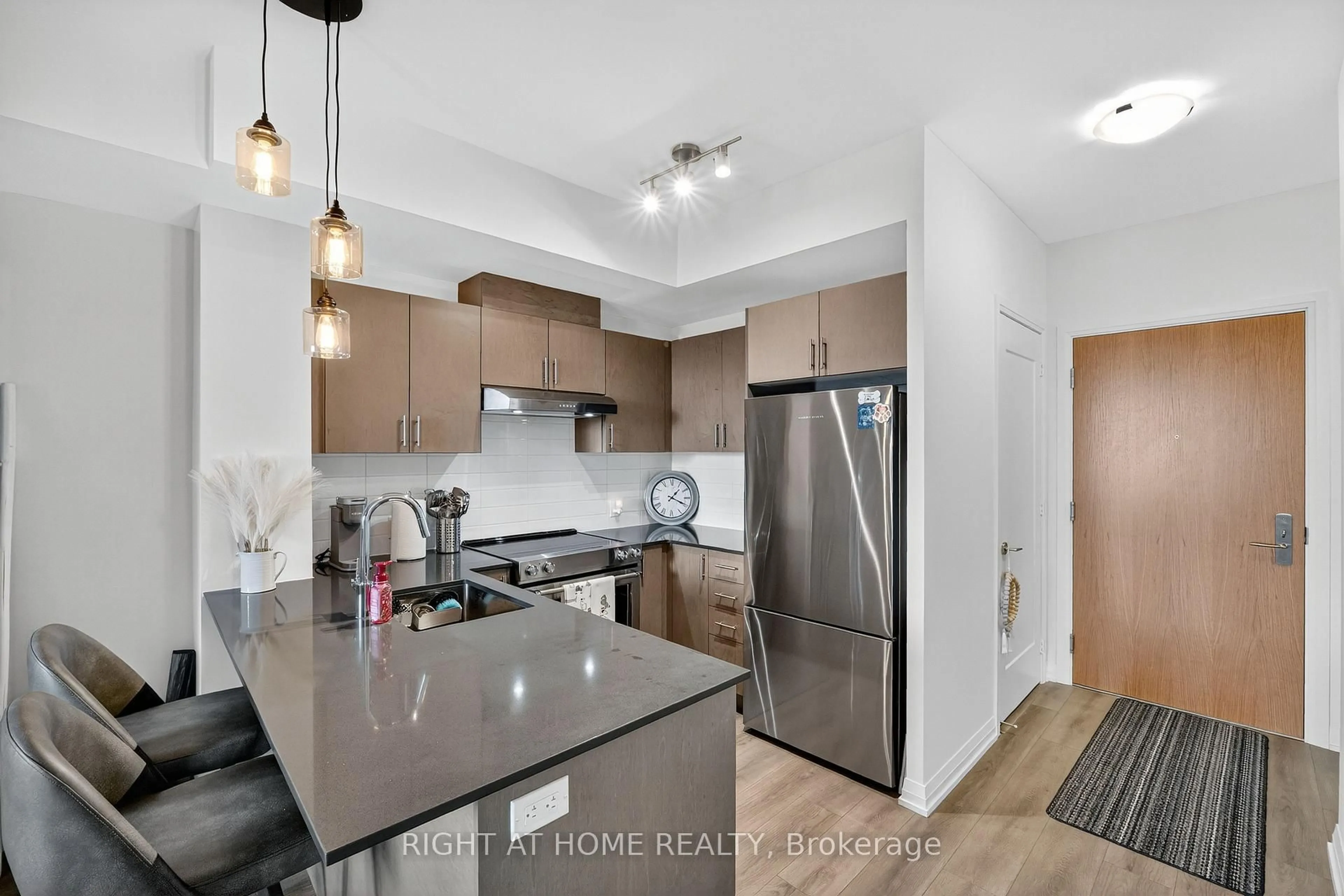 Open concept kitchen, unknown for 8960 Jane St #215, Vaughan Ontario L4K 0N9
