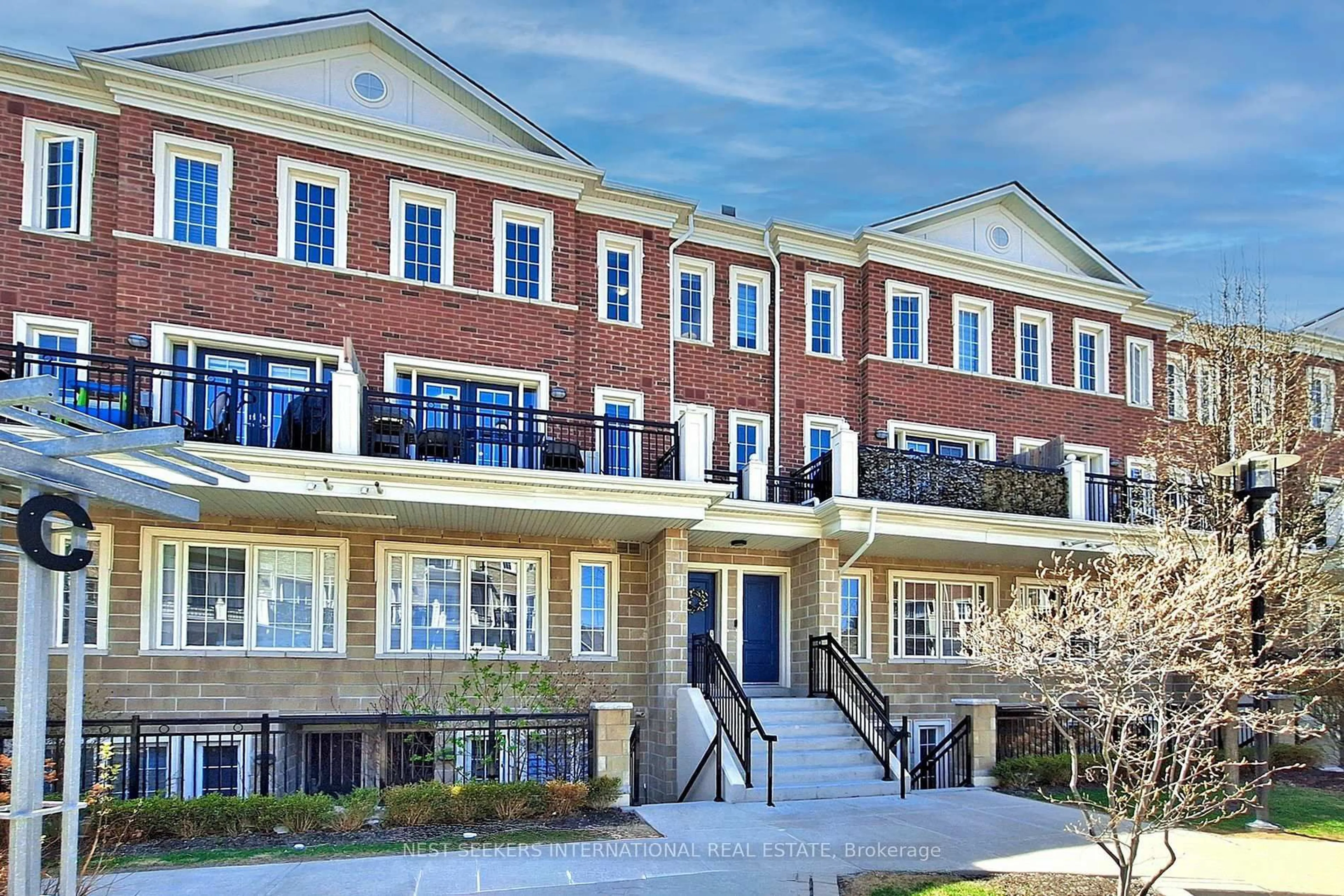 Home with brick exterior material, building for 26 Bruce St #C07, Vaughan Ontario L4L 0H4