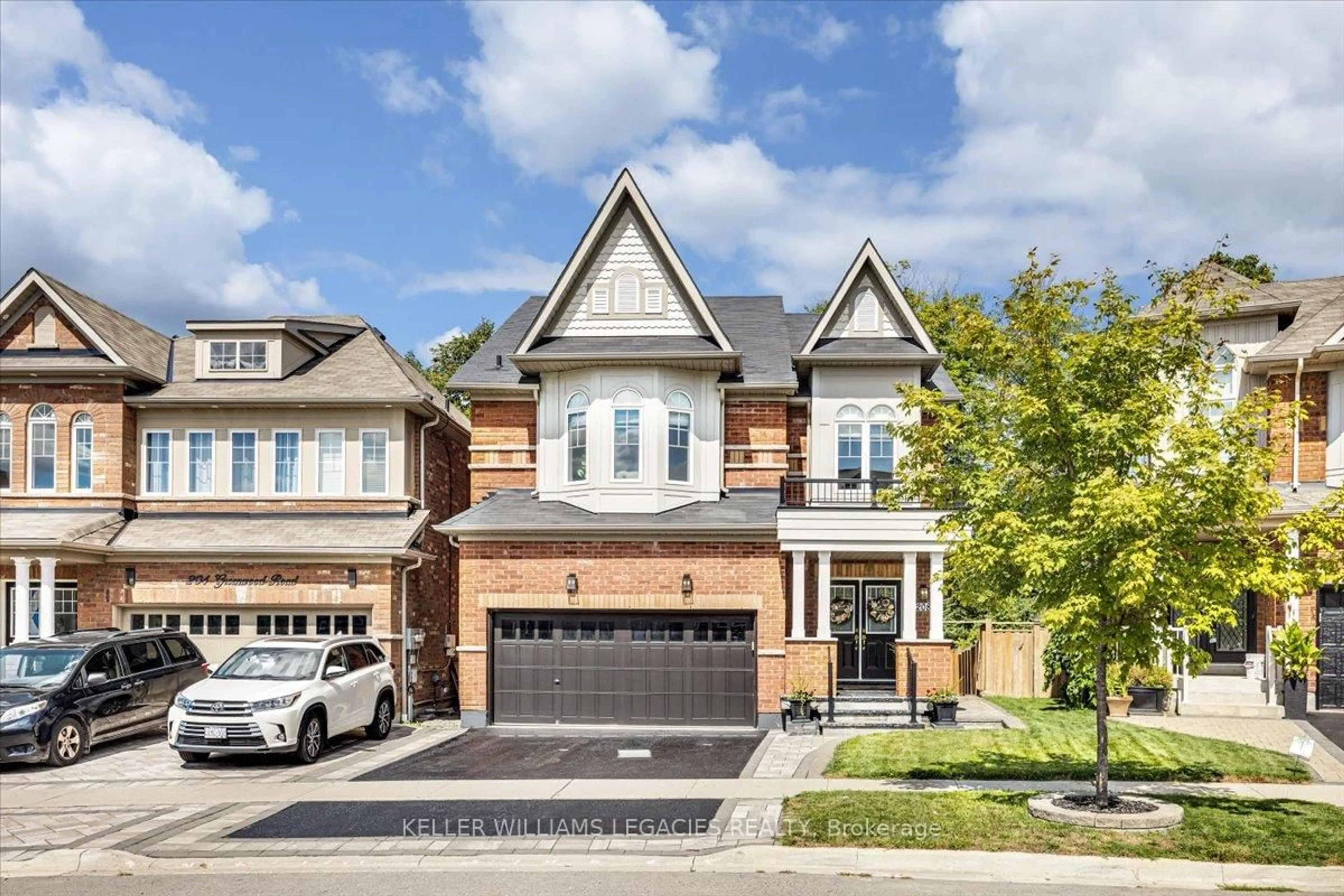 Home with brick exterior material, street for 208 Greenwood Rd, Whitchurch-Stouffville Ontario L4A 4N8
