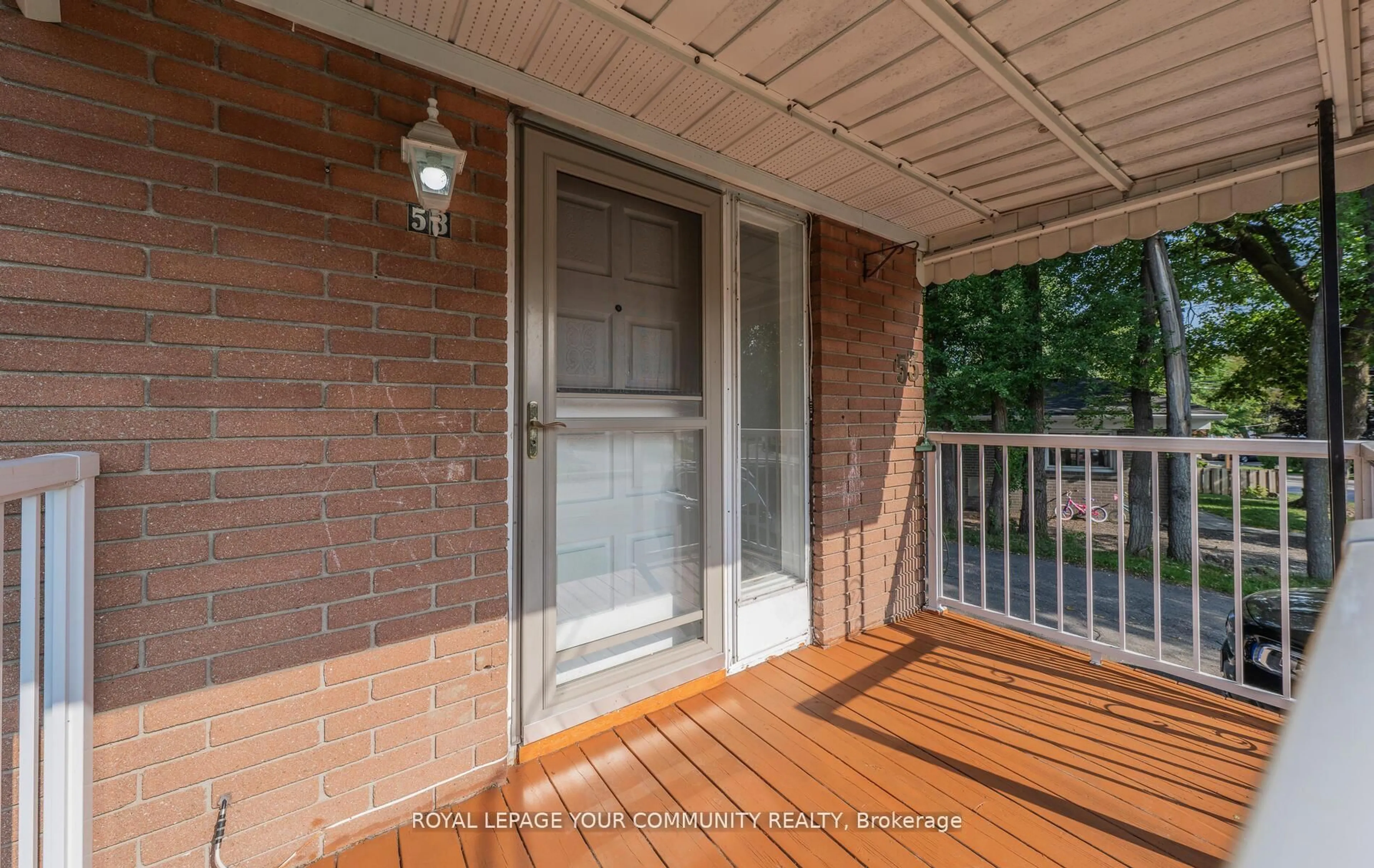 Unknown for 53 Newbury Dr, Newmarket Ontario L3Y 4P9