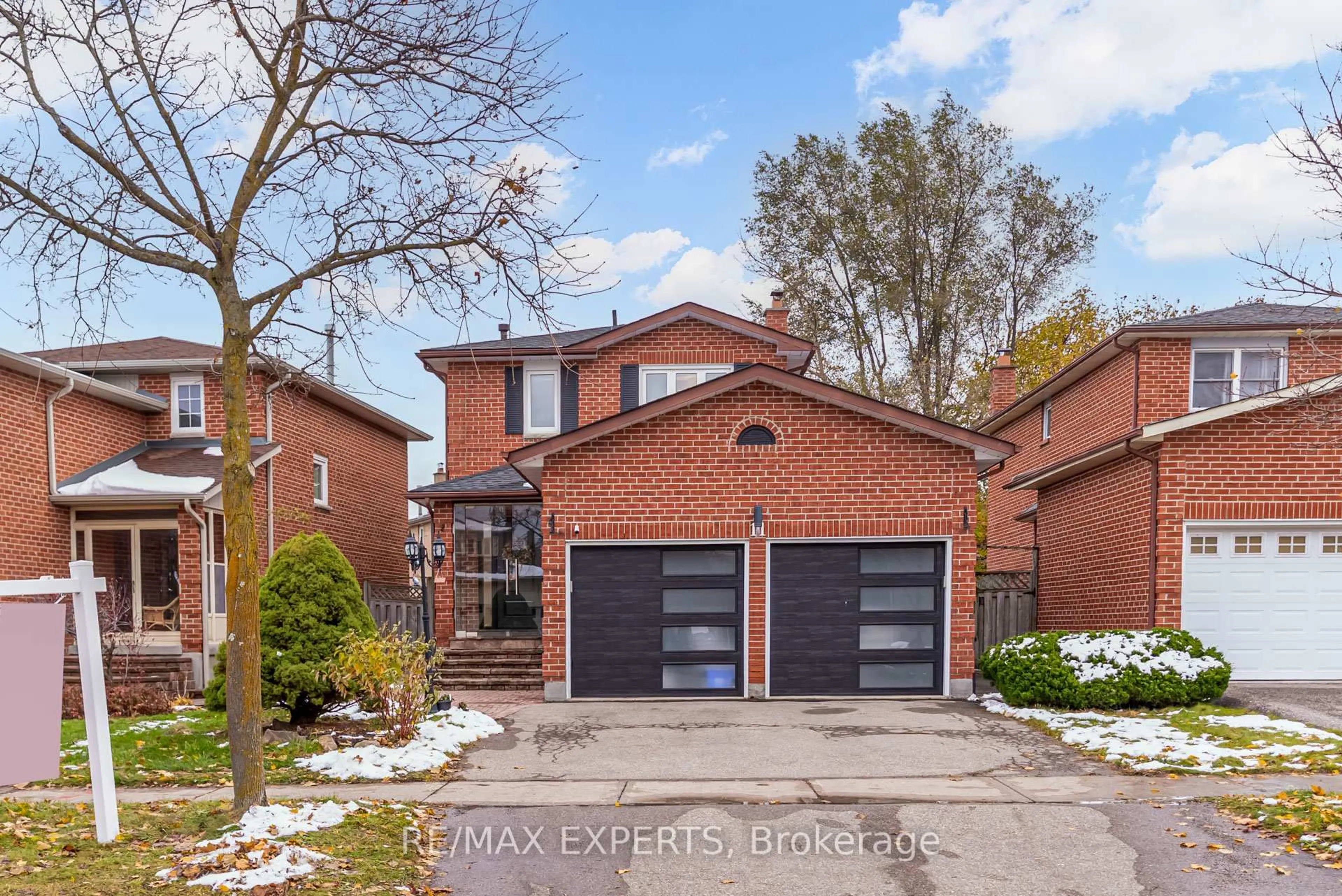 Home with brick exterior material, street for 11 Belvedere Cres, Richmond Hill Ontario L4C 8W3